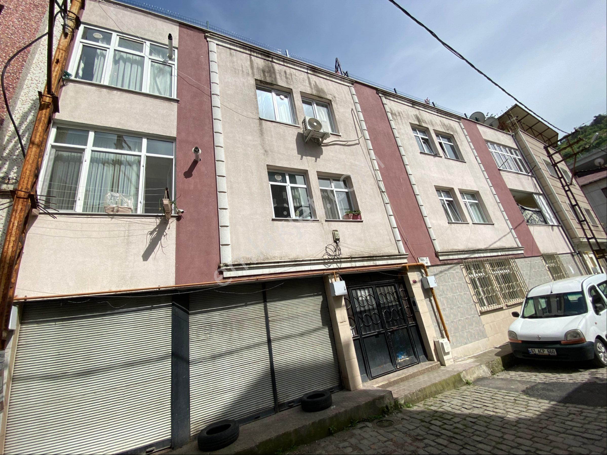 Esentepe Mahallesinde Satılık Daire