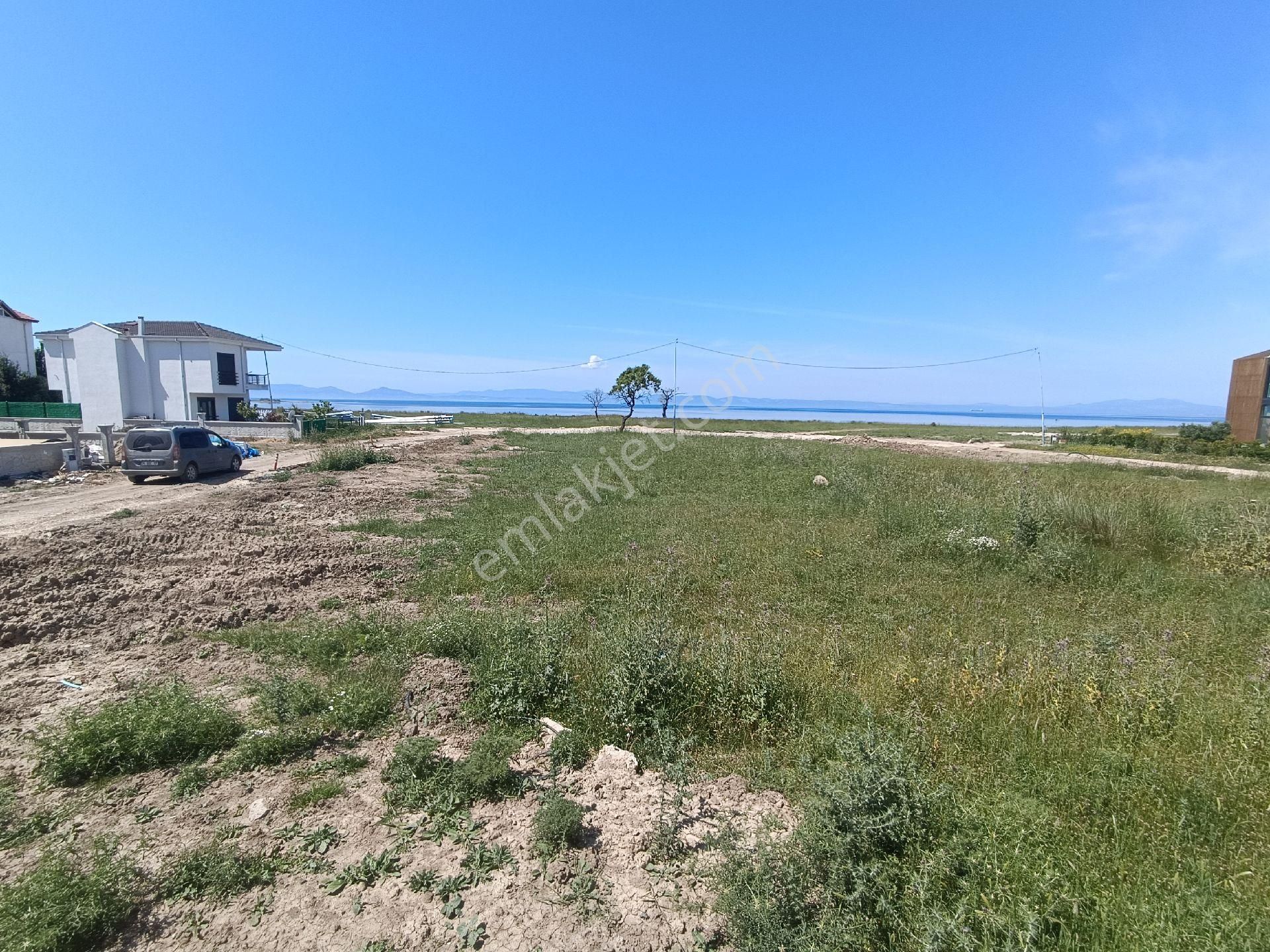 Taş Emlak'tan Deniz Manzaralı Villa Arsası