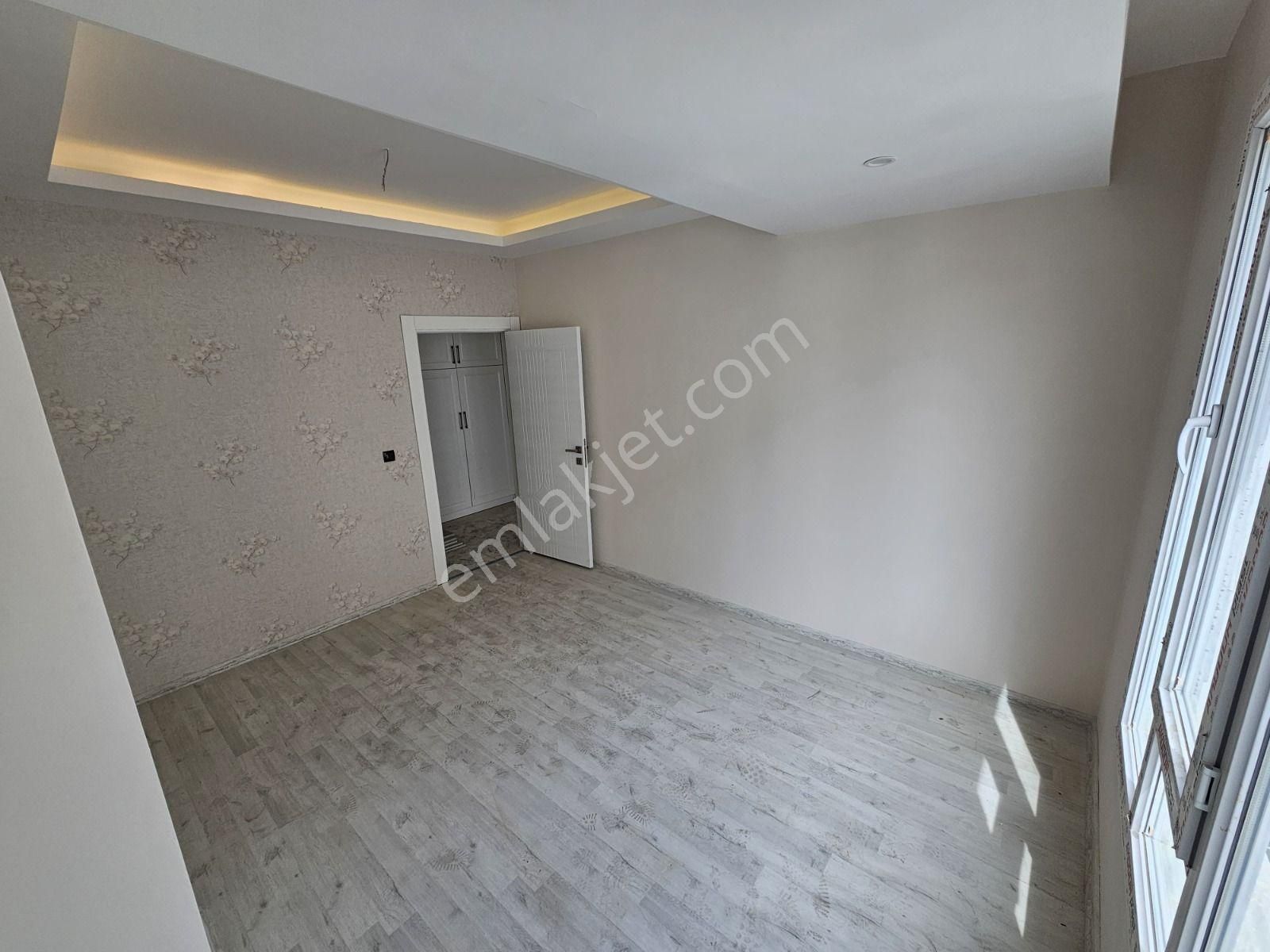 Makrolife Gayrimenkul'den Tesısler Kavsagı Urfa Yolu Ustunde Sıfır Ayarında Lux 2+1 !!!