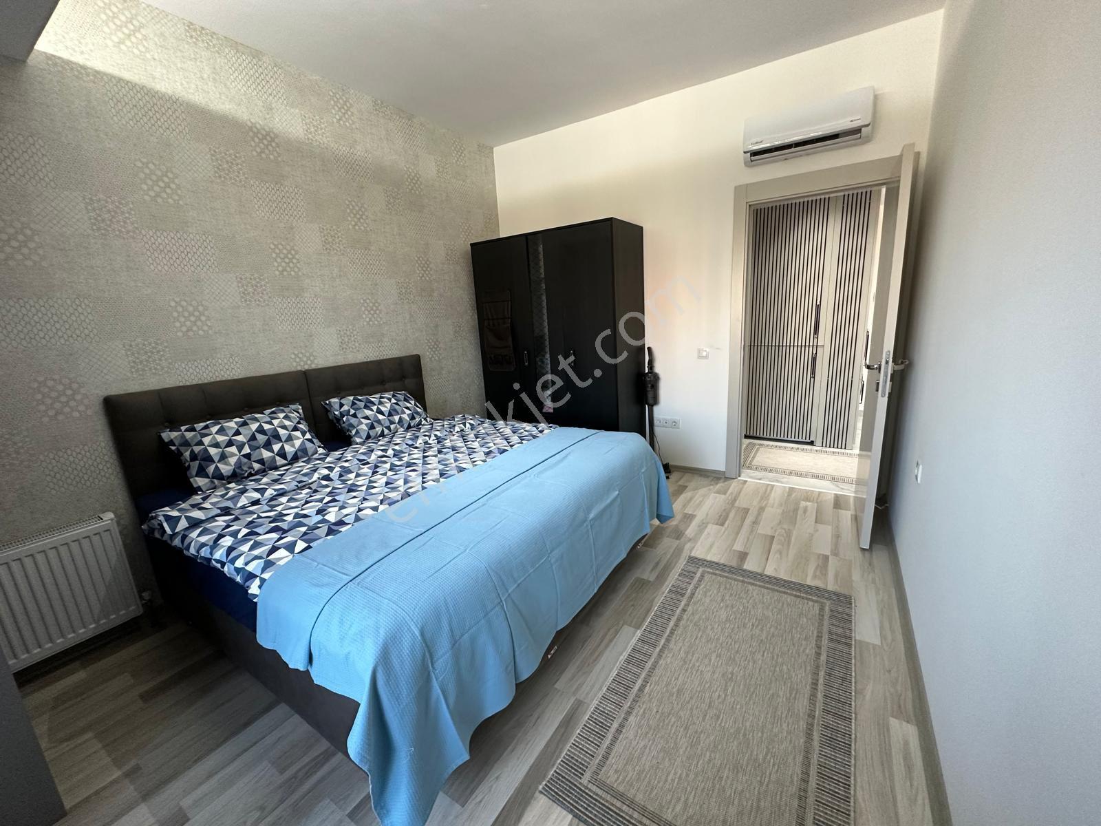 Deniz Manzaralı Site İçerisinde Full Eşyalı Daire - Görsel 8