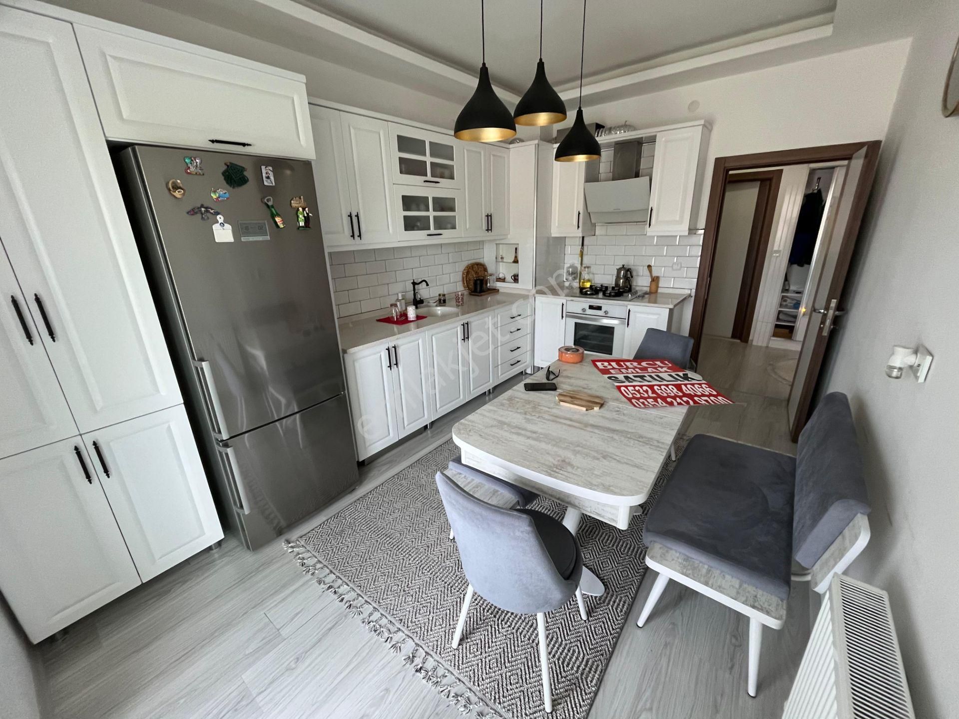 Emniyet Müdürlüğü Yakınında 3+1 Full Yapılı Daire ** Burcu Emlak