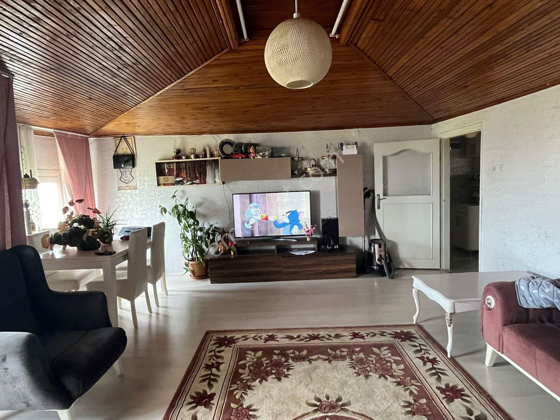 Bağcılar Barbaros Mahallesi Satılık 3+1 Daire Yatırıma Uygun