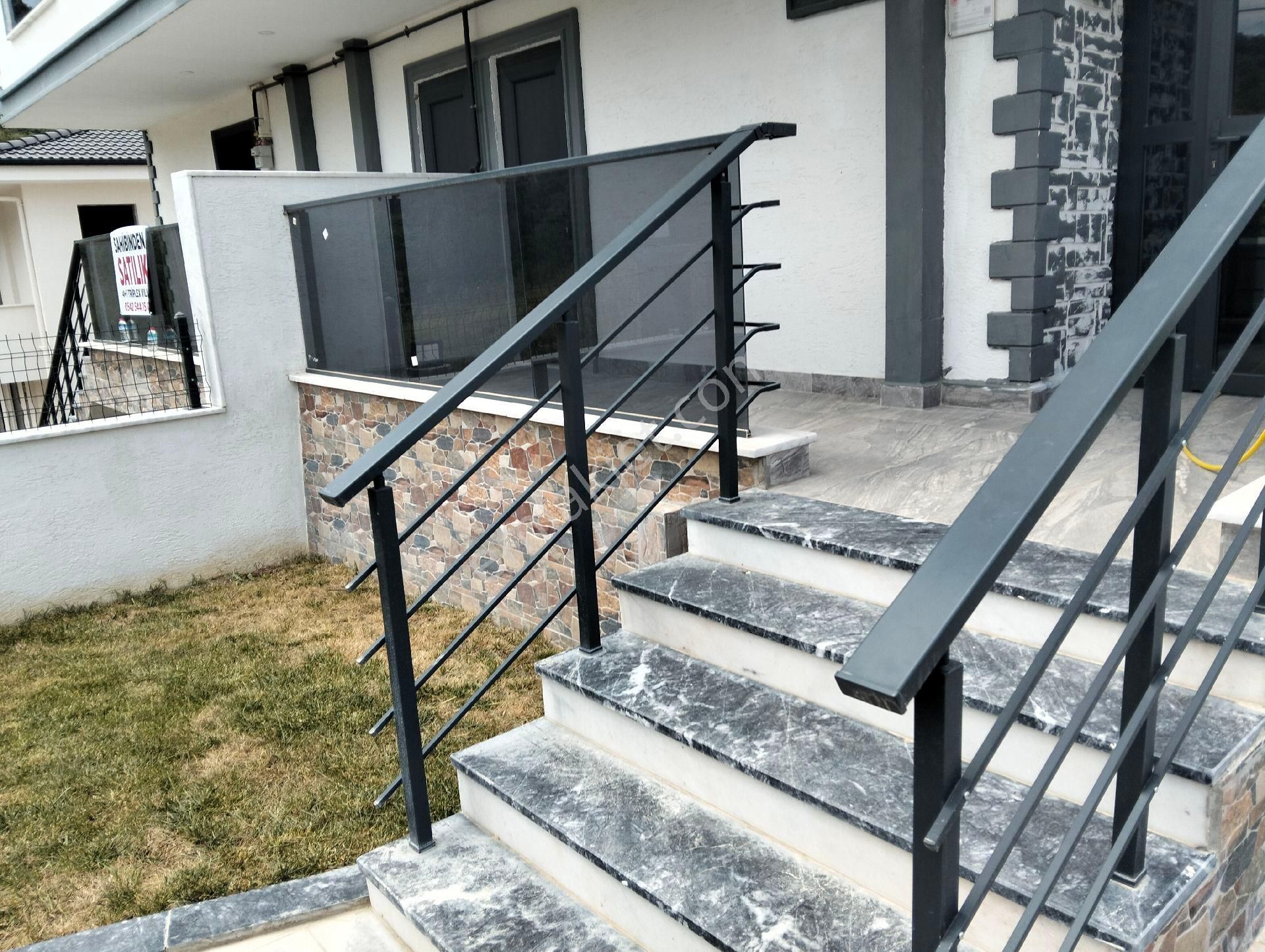 Eylül Emlak Tan Burhaniye A Diyarı'nda Satılık 4+1 Dubleks Satılık Villa