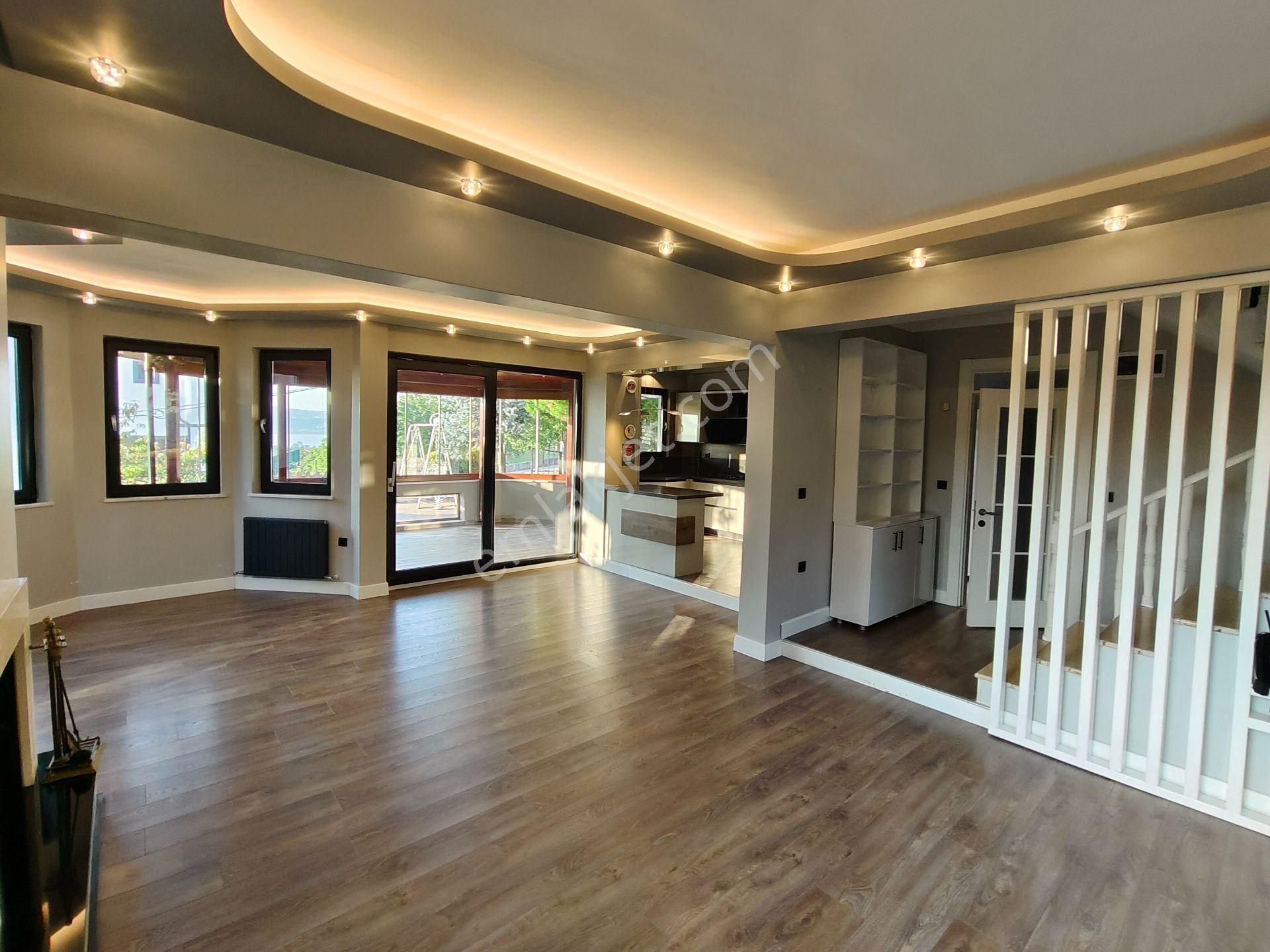 Altın Emlak'tan Bahçecik Vadikent Sitesinde Kiralık Villa