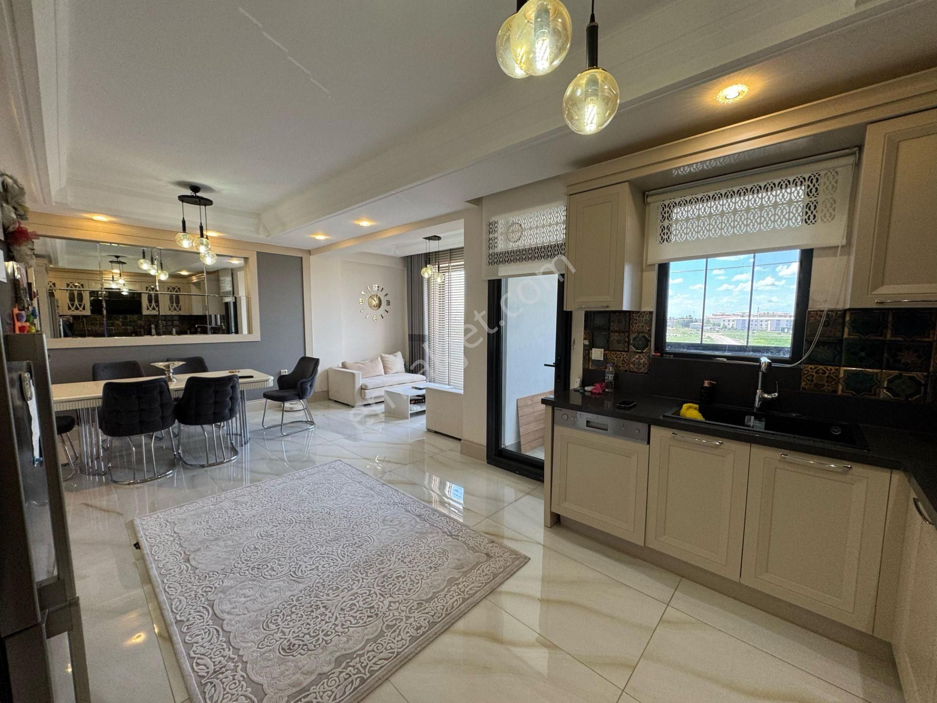 Güneş Yapı Kalıtesıyle Ultra Lux Yuksek Metraj 3.5+1 Sıfır Ayarında Acıl Satılık !!!!