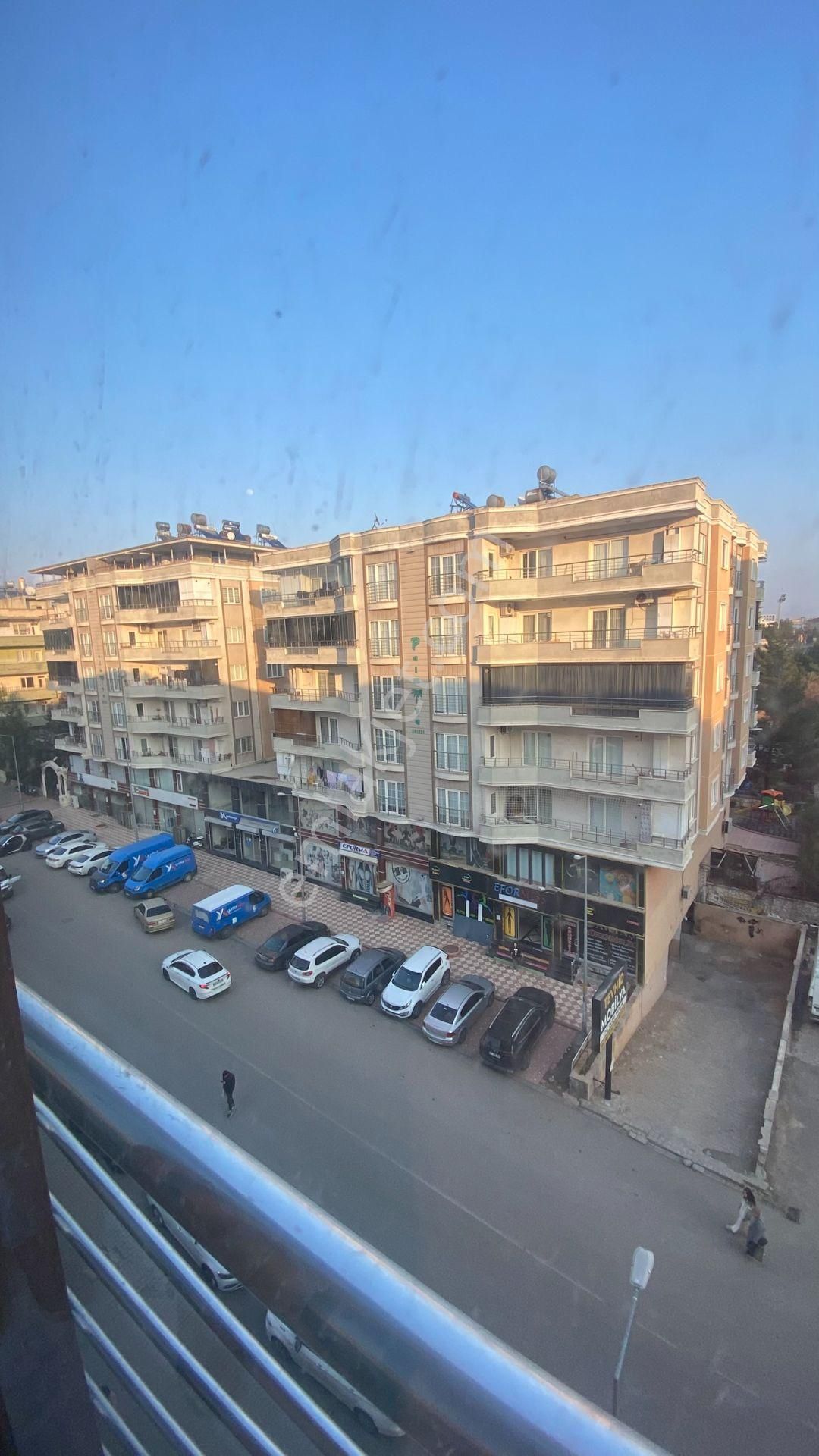 Mimar Emlaktan | Ara Kat | Ön Cephe | 3+1 | Bahçeli | Otoparklı