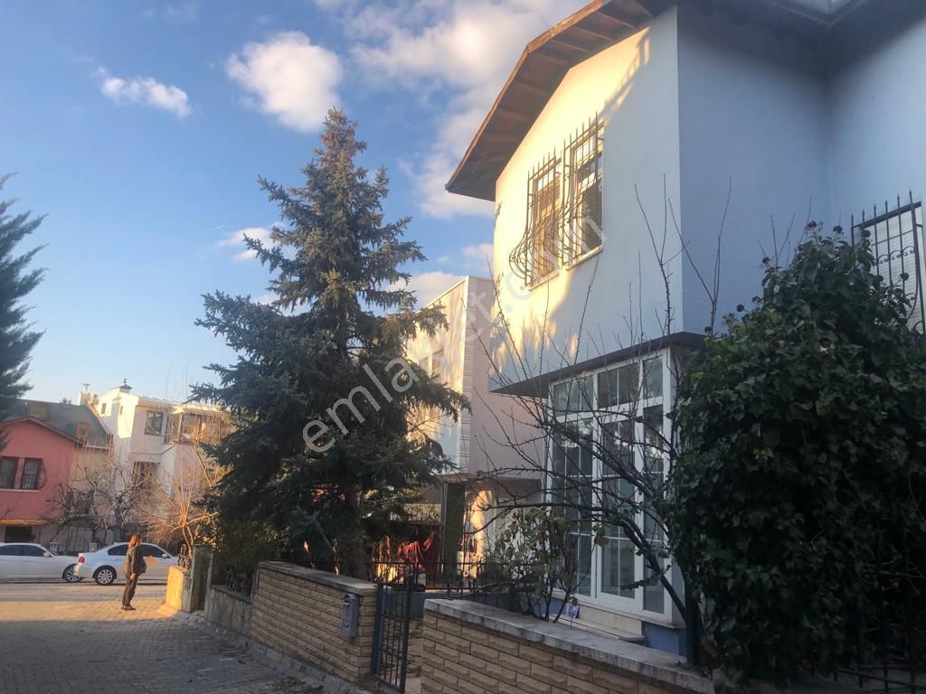 Mutlukent Makiş Ihlamur Sit.bahçeli 4+1 Villa (17 Haz.boş)
