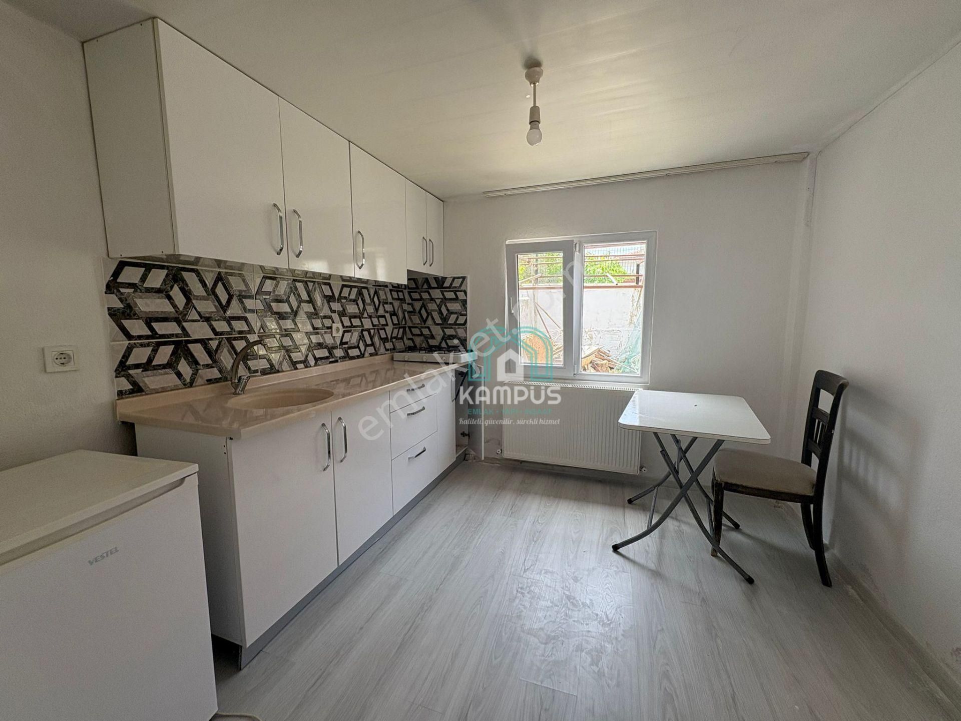 Muğla Yeniköy'de Eşyasız 1+1 Kiralık Daire