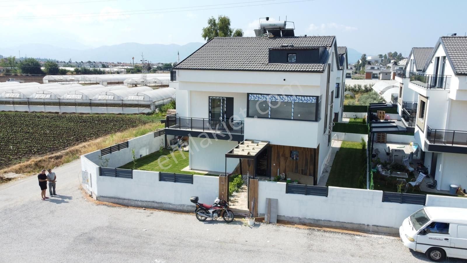Satılık Özel Havuzlu Lüks Villa - Fethiye, Karagedik Mahallesi
