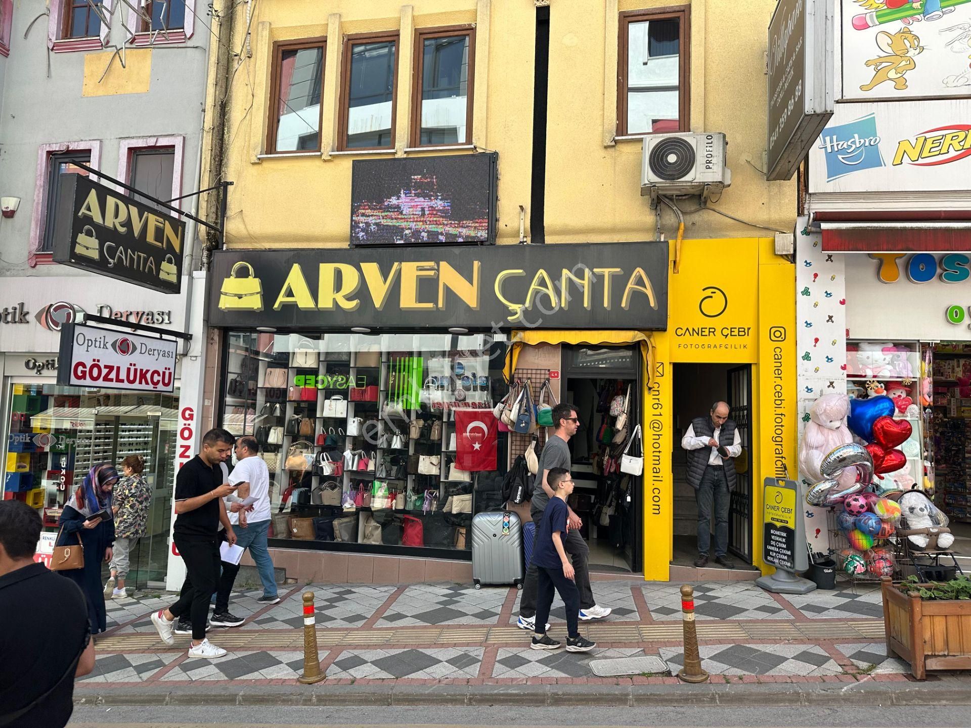 Bilgin Emlaktan Bartının En İşlek Caddesinde Devren Kiralık İşyeri