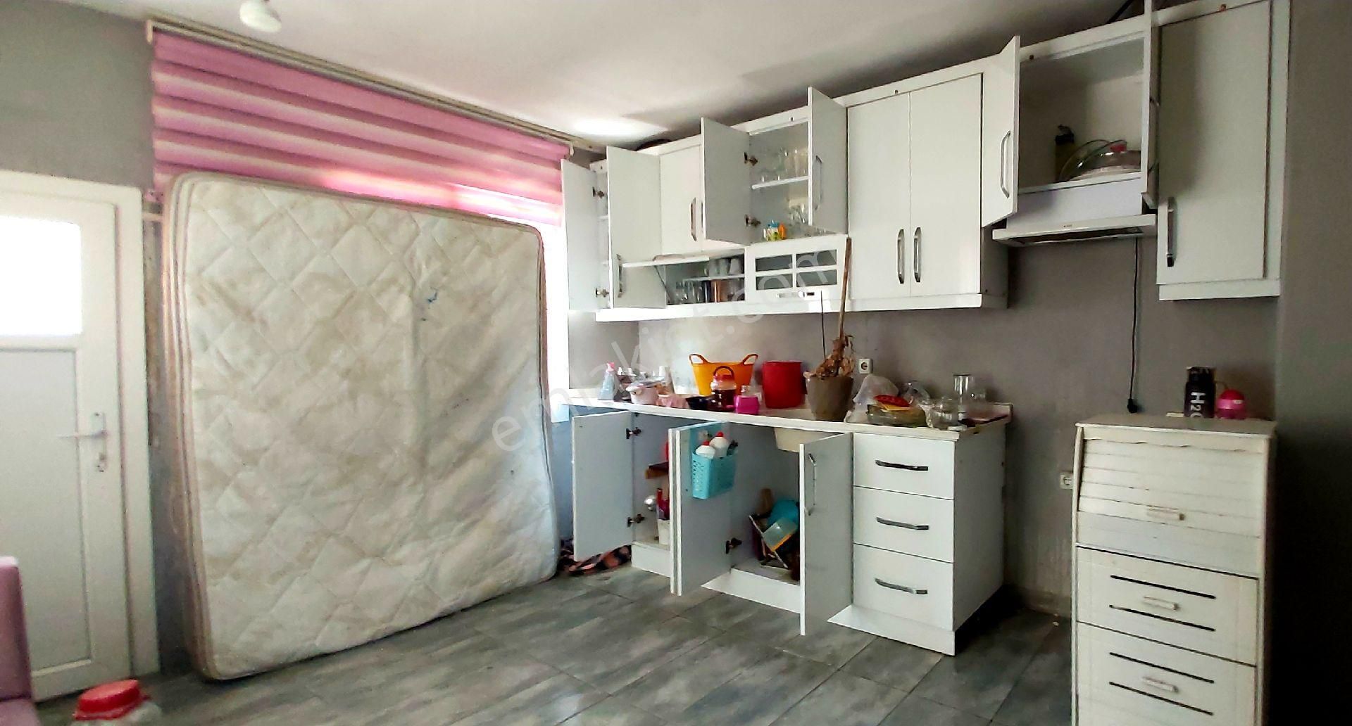 Adana Seyhan Denizli Park Avm Civarı Kiralık 2+1 Müstakil Ev-2.kat