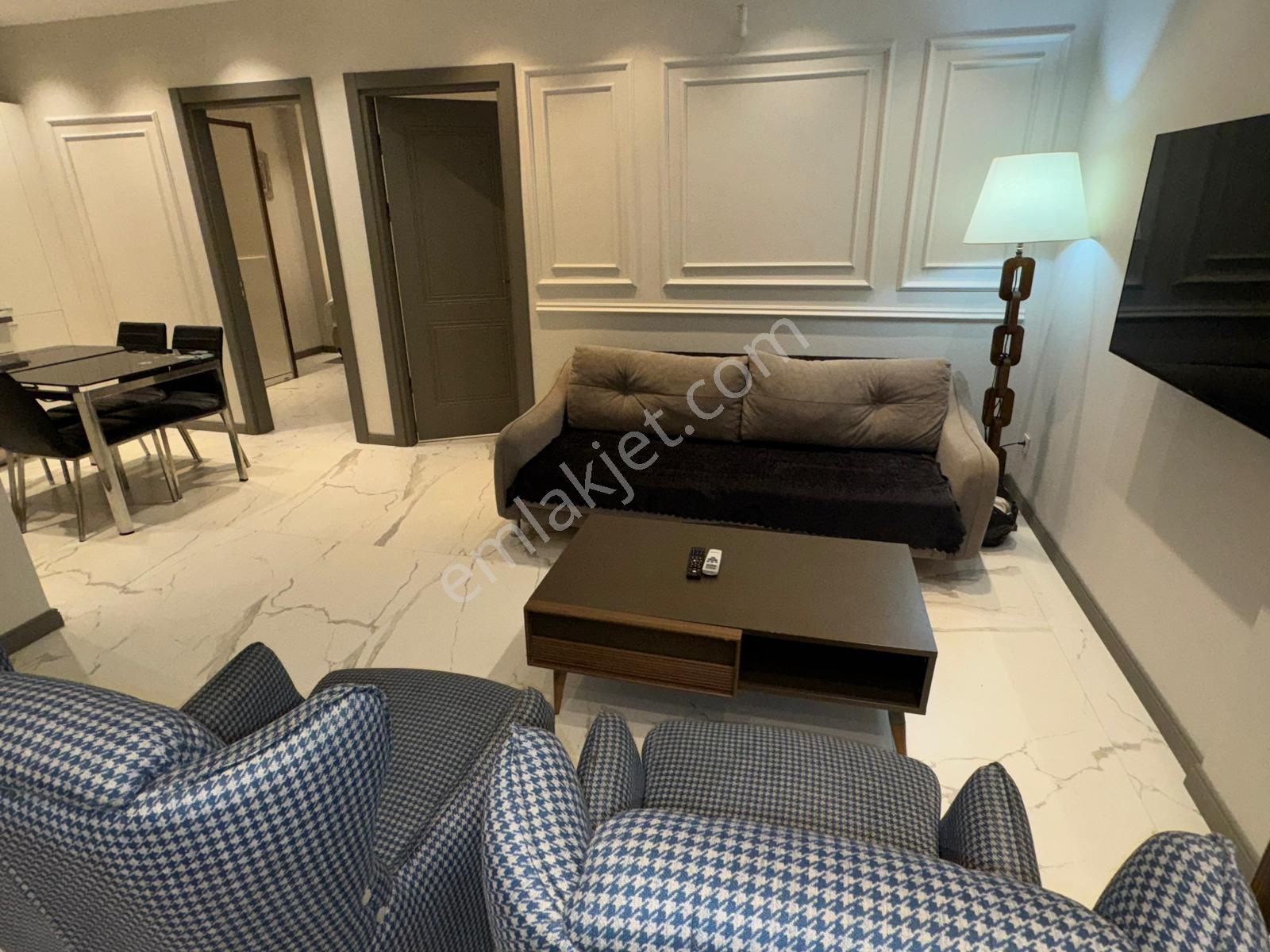Daily,weekly,monthly,yearly Rent (2+!) Full Equipment Rent Flat