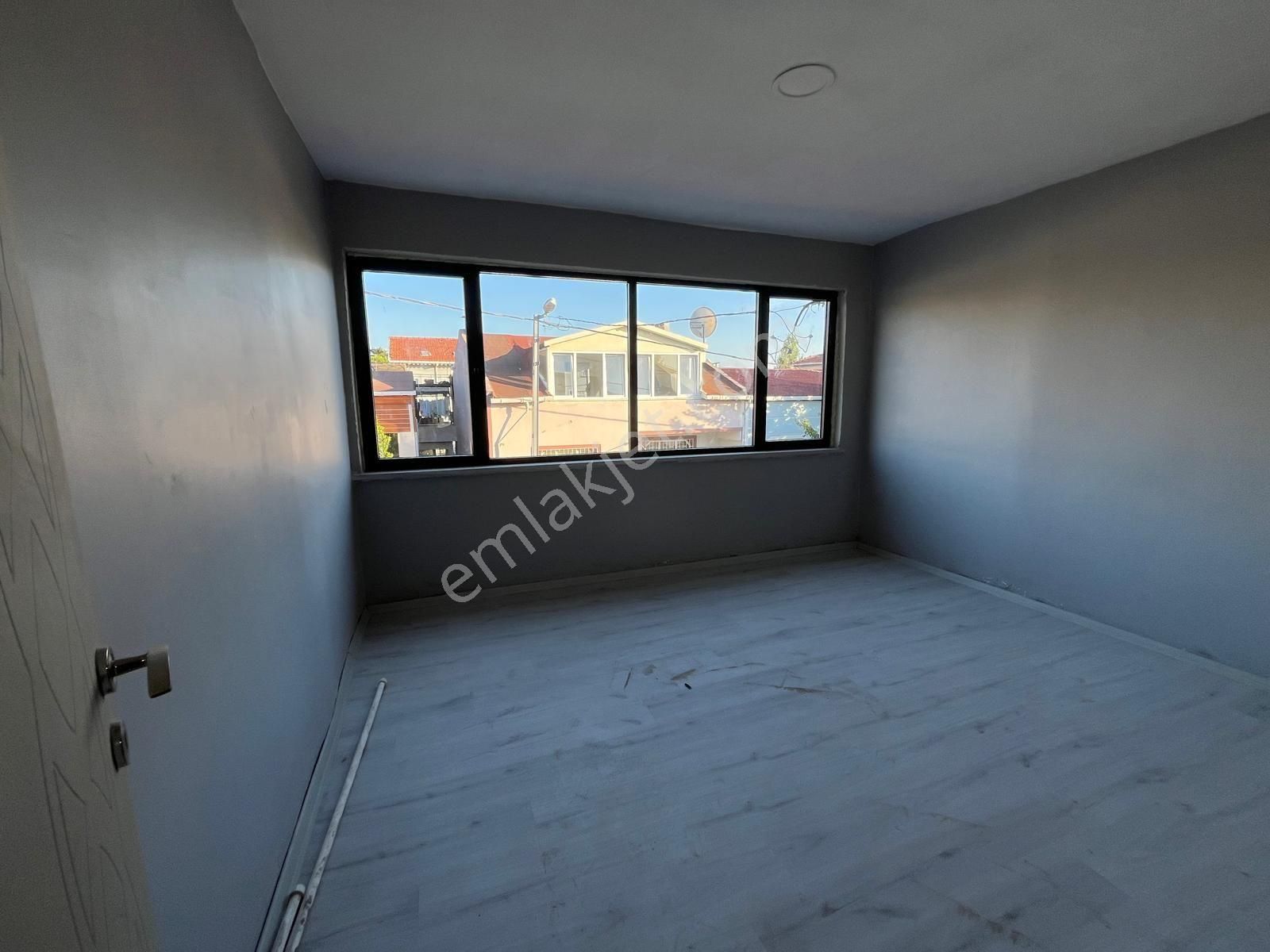 Büyukcekmece Yenimahalle De 2+1 Kiralık Daire Denize 300 Metre - Görsel 6