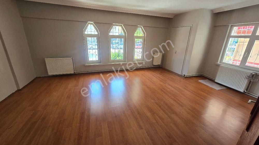 2+1 Bağımsız Salon Kiralık Daire Yıldız Emlak'tan