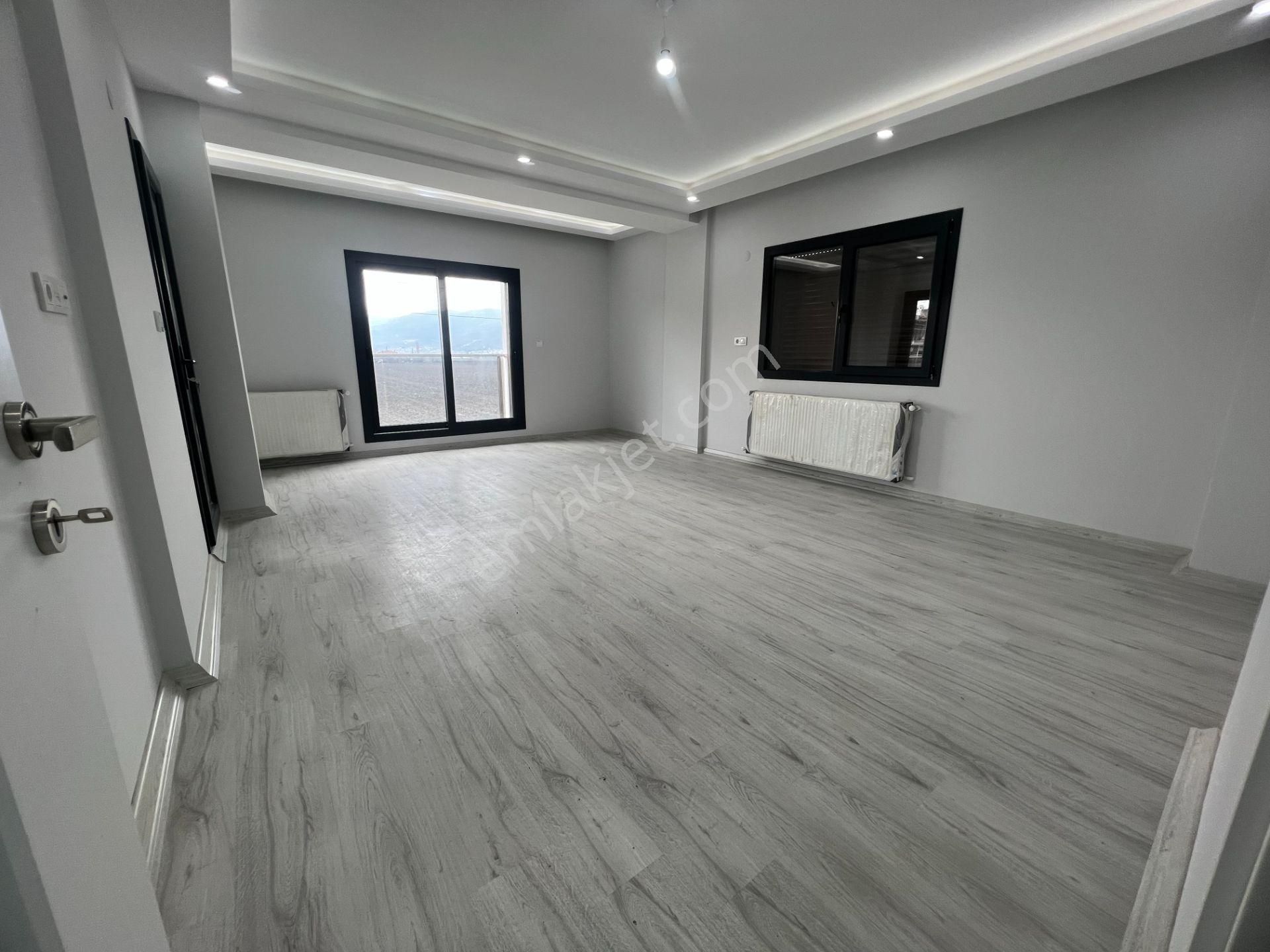 Baven'den Torbalı Cumhuriyet Mah Sıfır Arakat 3+1 163 M2 Daire