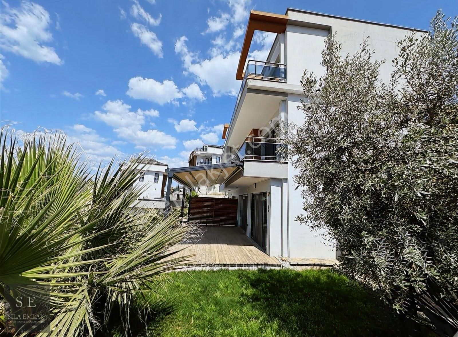 Güllük'te Modern Deniz Manzaralı Bahçeli Satılık Lüks Dubleks! - Görsel 26