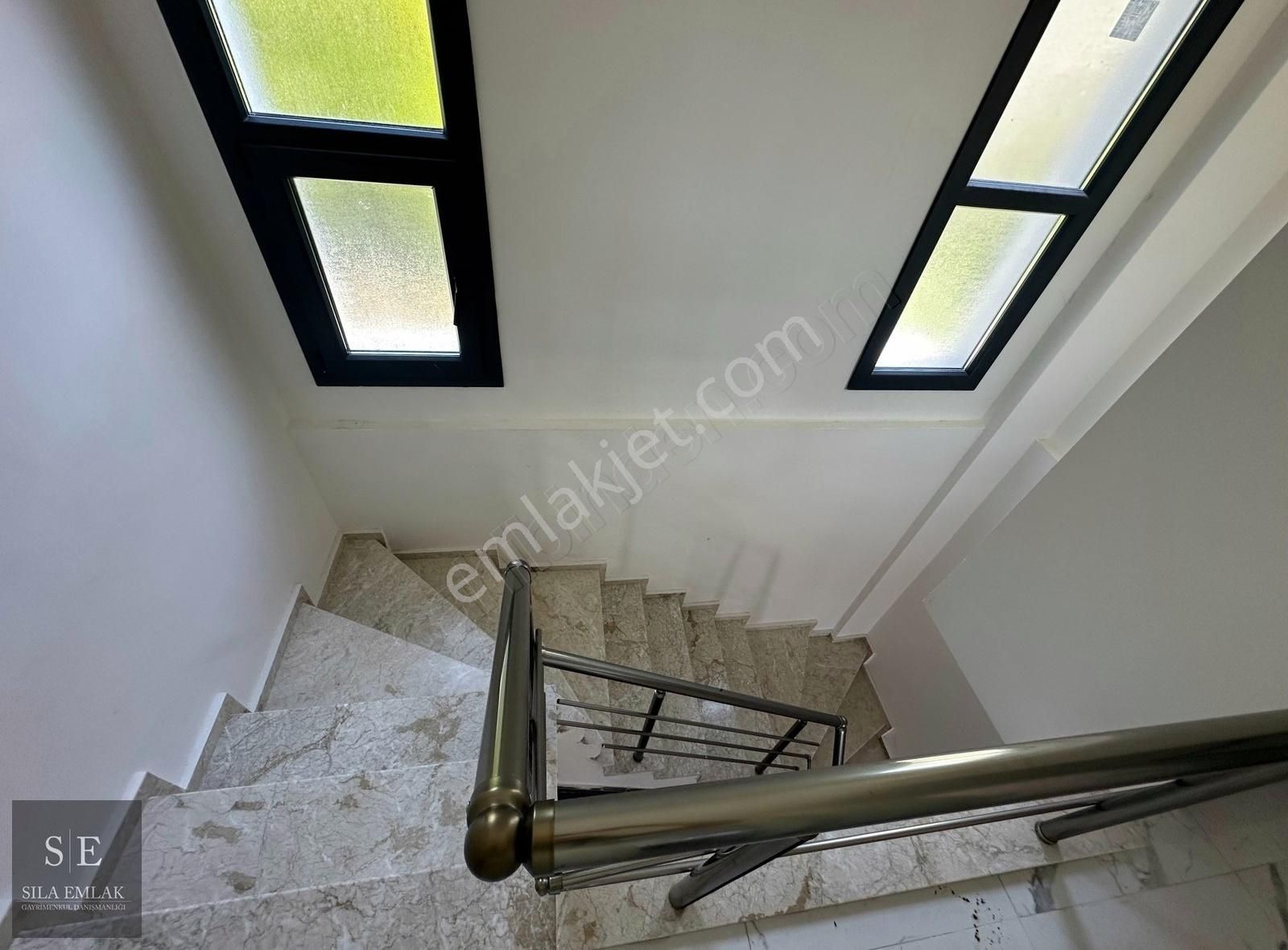 Güllük'te Modern Deniz Manzaralı Bahçeli Satılık Lüks Dubleks! - Görsel 23