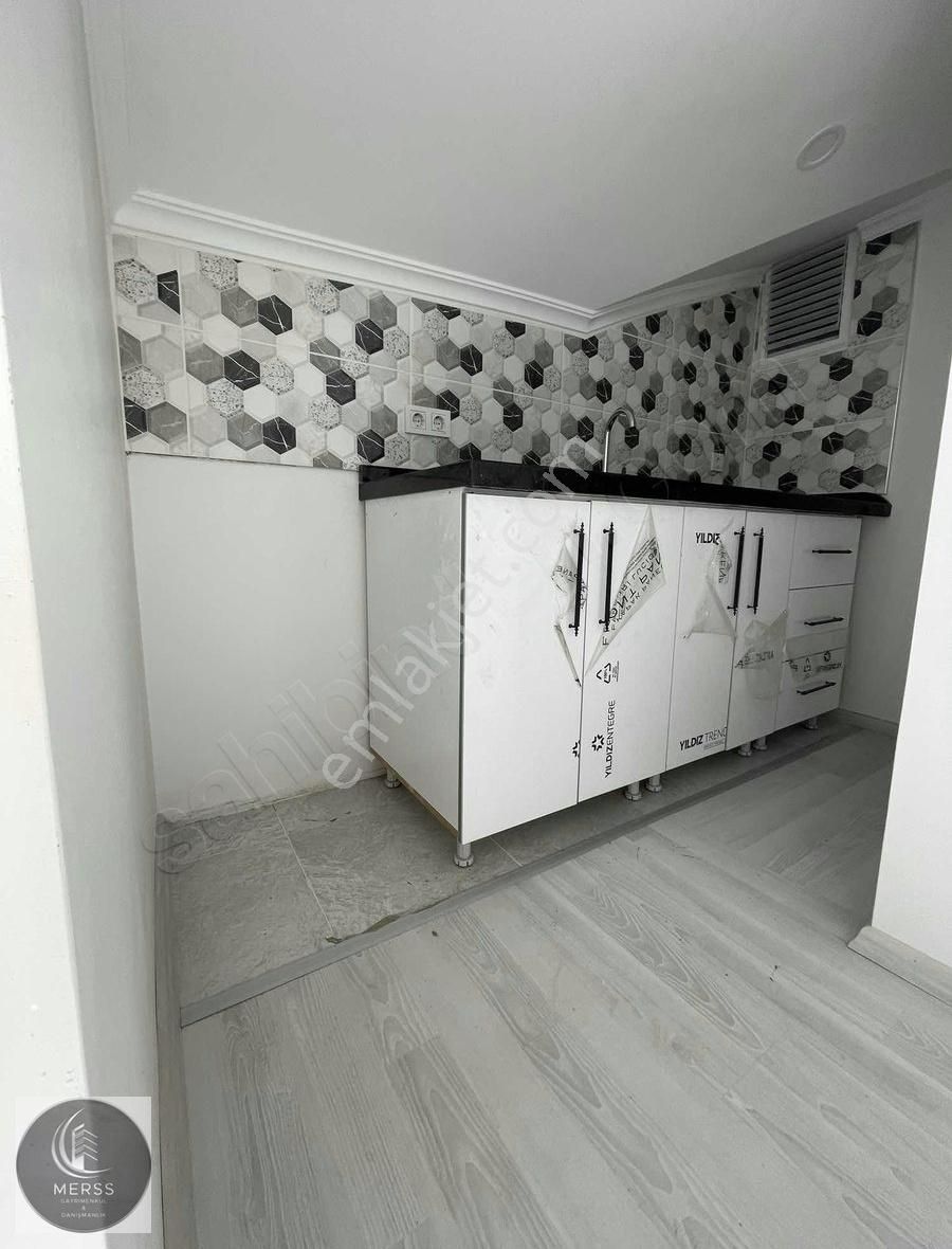 Sultanbeyli Adil Mah. De 4+1 Üst Dubleks Satılıktır - Görsel 5