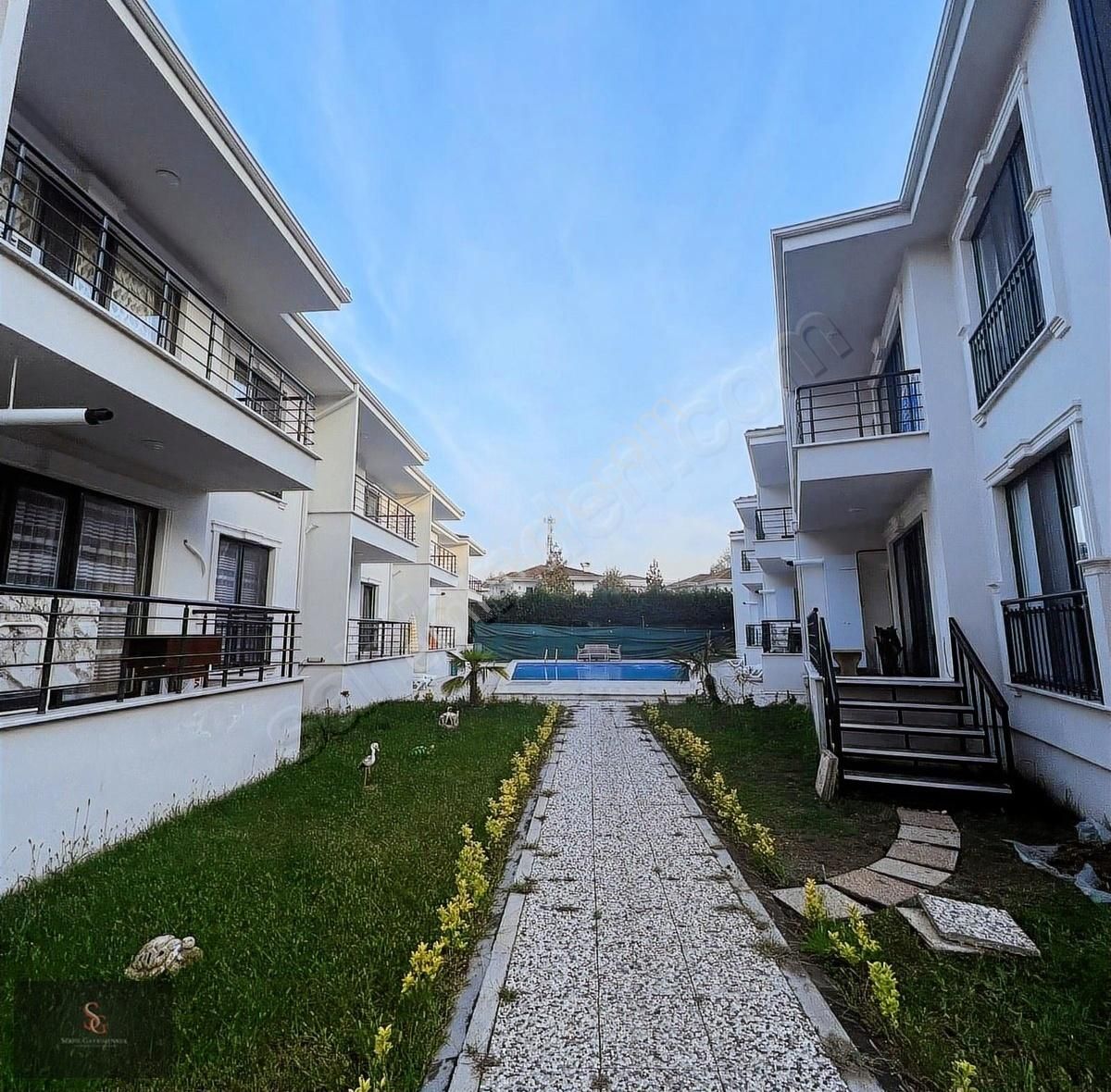 Yatırıma İçin Uygun! Kırkpınar, Otel Konseti, Havuzlu, Eşyalı !!