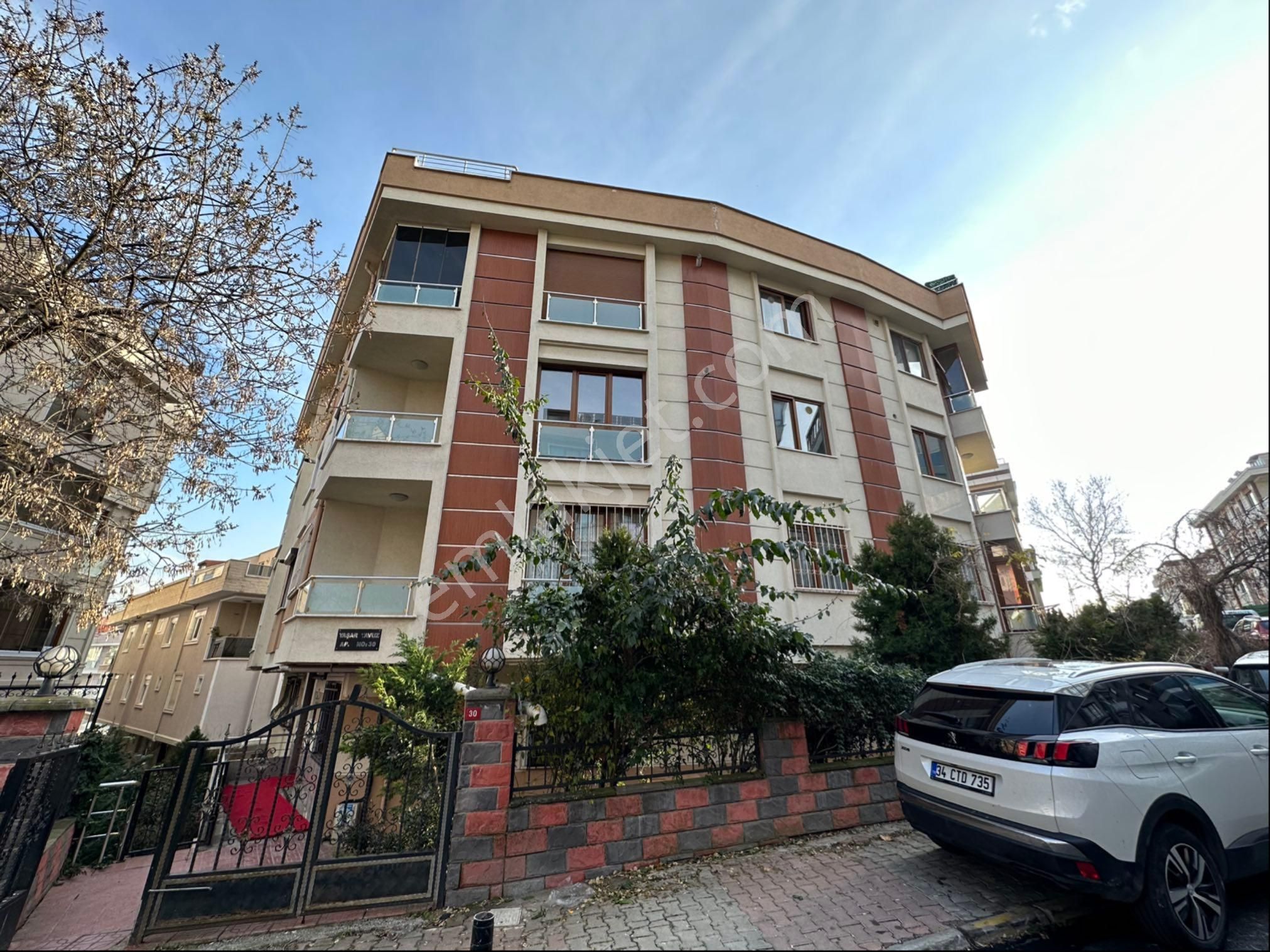 Mavievler'de Geniş 3+1 142m2