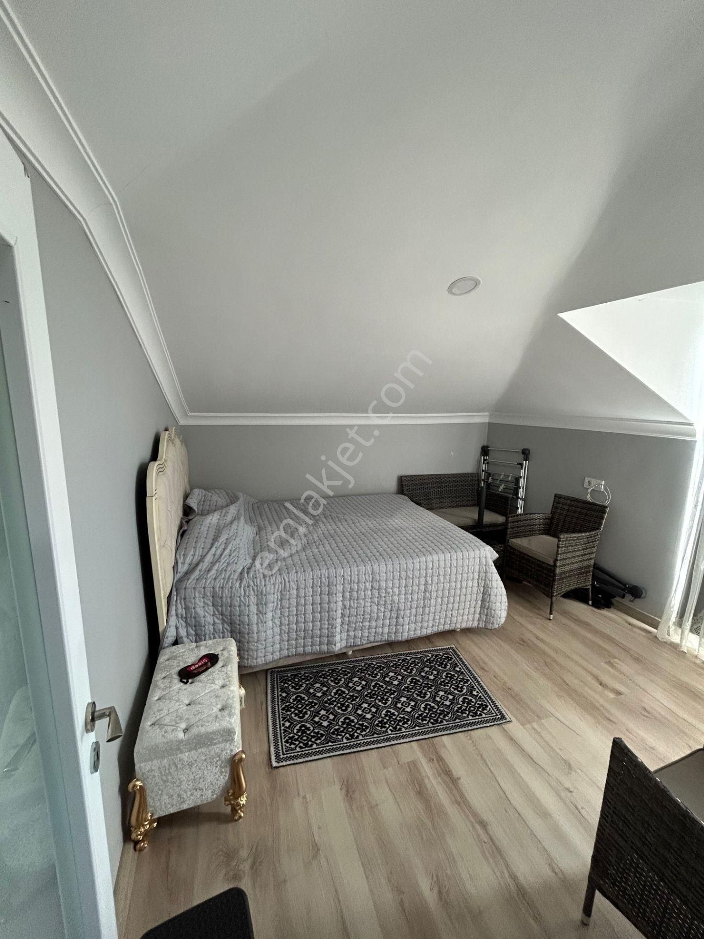 Büşra Gayrimenkulden Satılık Dublex Daire Alt Kat 1+1 Üst Kat 1+1 Bina Yaşı 4 Asansörlü 145m2