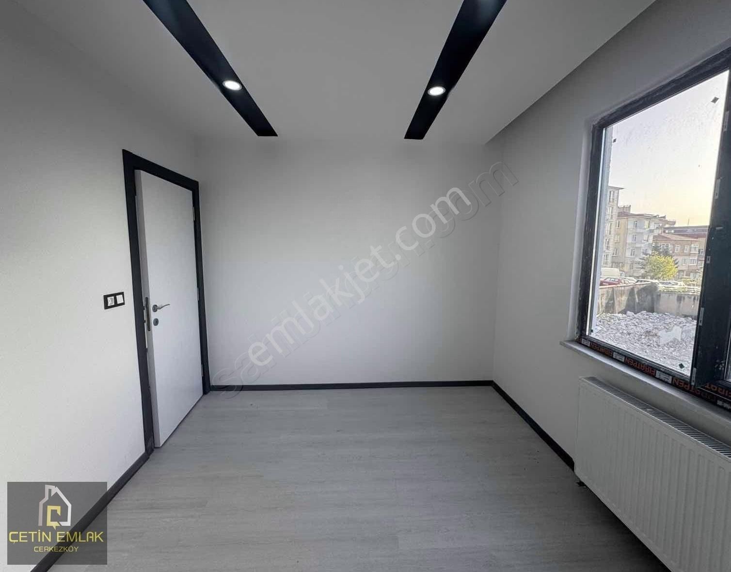 Çetin'den Merkezi Konum Yüksek Kira Getirili 1+1 Daire !!kuponn! - Görsel 14