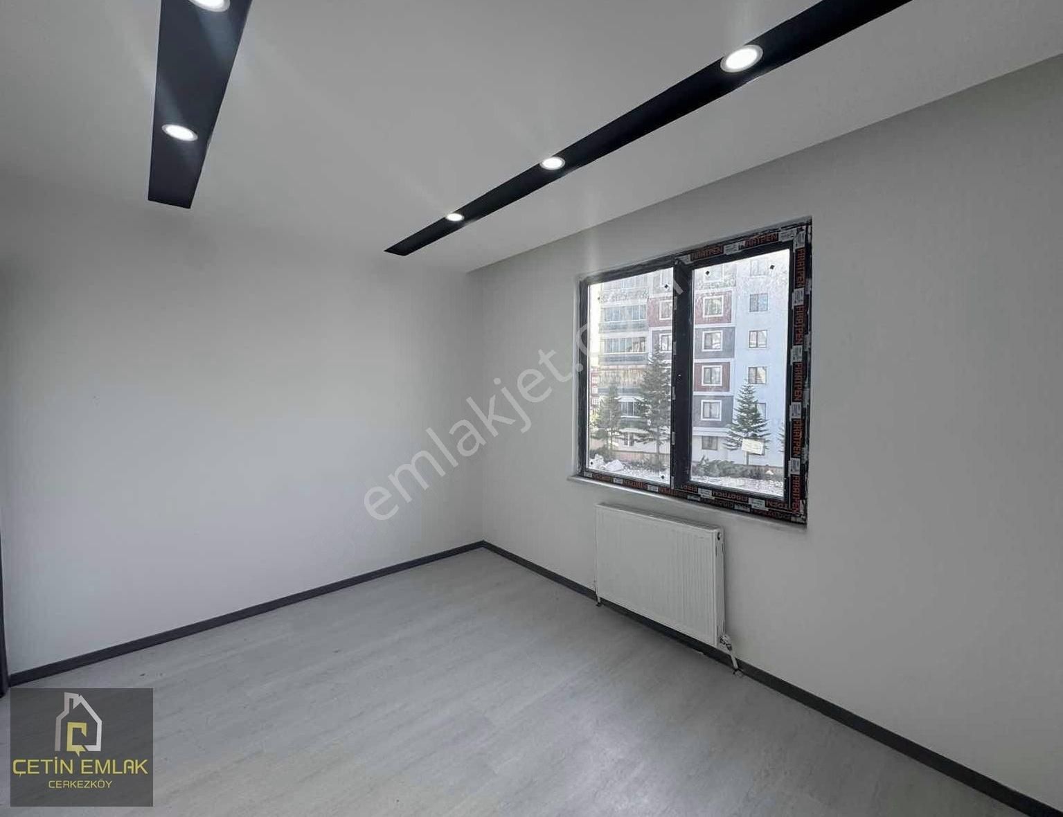 Çetin'den Merkezi Konum Yüksek Kira Getirili 1+1 Daire !!kuponn! - Görsel 9