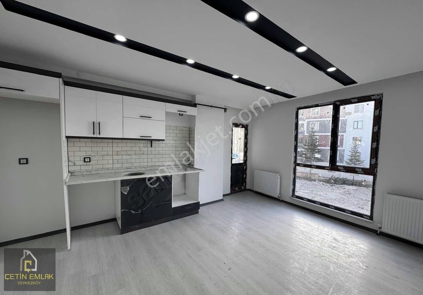 Çetin'den Merkezi Konum Yüksek Kira Getirili 1+1 Daire !!kuponn! - Görsel 18