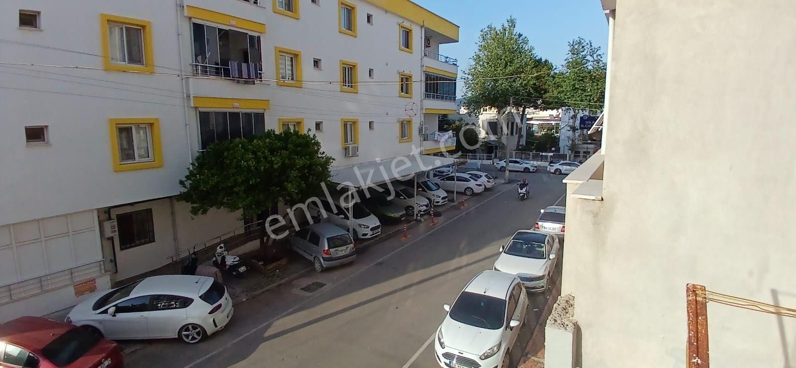 Beyaz Eşya Hediyeli Satılık Ayrı Mutfak 2+1 Daire Silifke İlçe Emniyet Karşısı
