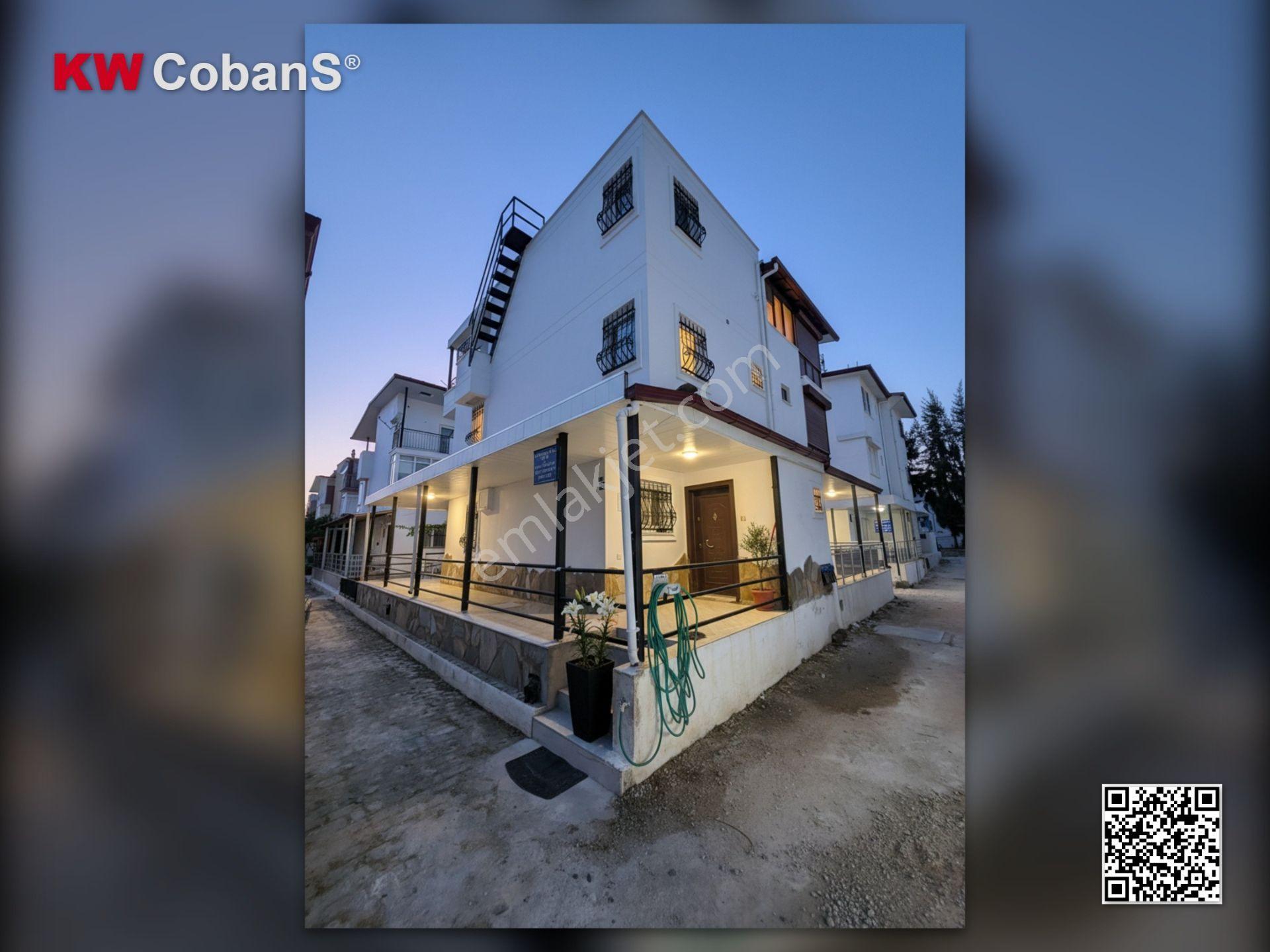 Kw Cobans'tan Denize Yakın Eşyalı Müstakil Villa, Site İçinde, Bahçeli, Kat Mülkiyetli, Özel Plajlı - Görsel 2