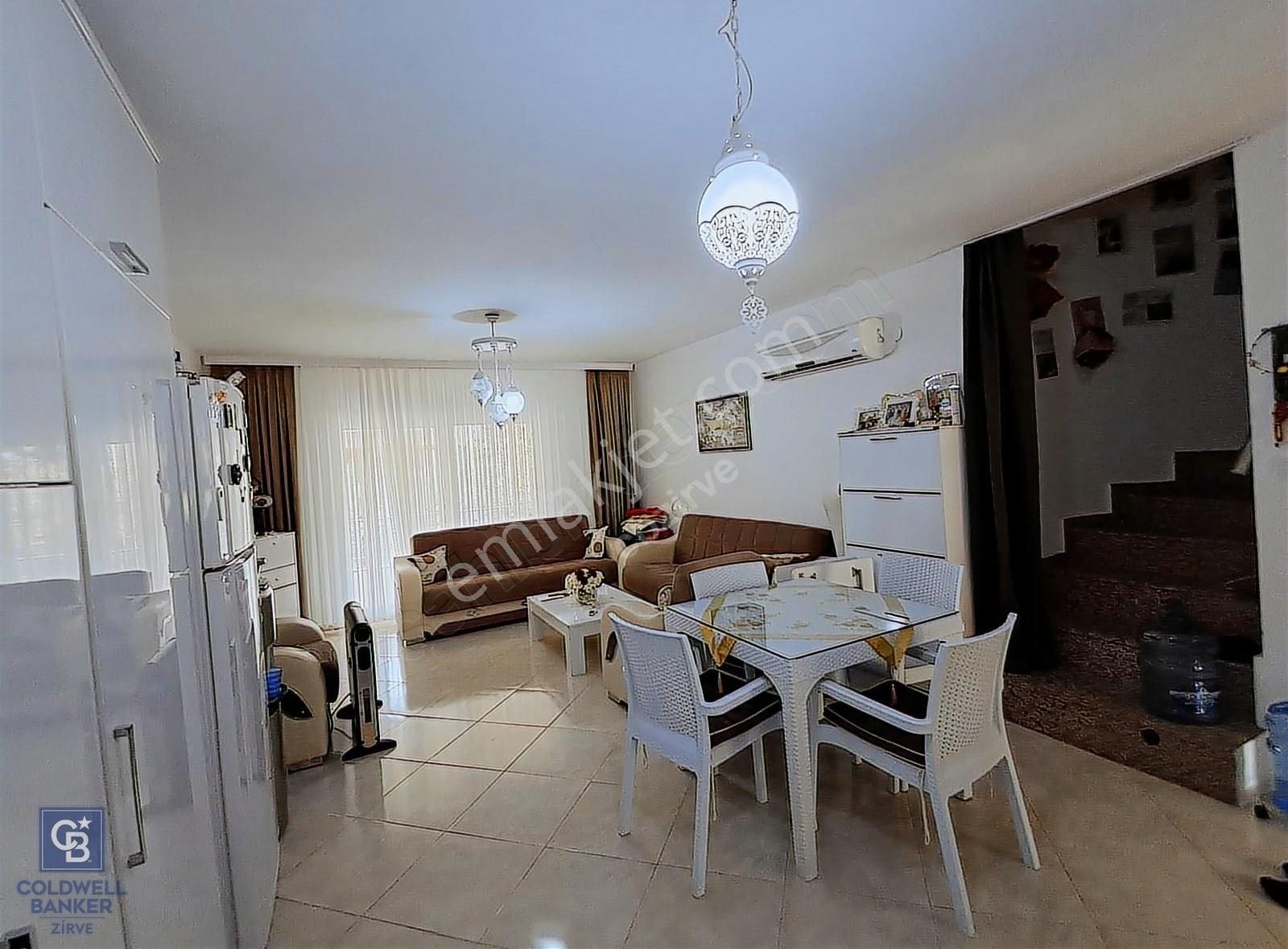 Akbük'te Sevilen Sitede Bahçeli,deniz Manzaralı 3+1 Bakımlıvilla - Görsel 4