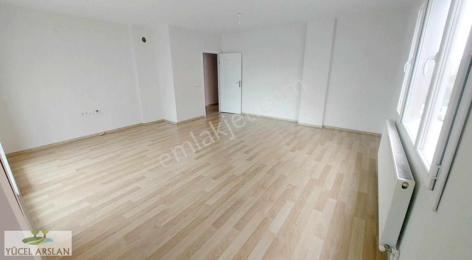Çiğli İnönü Mahlesinde Kiralık 3+ Daire