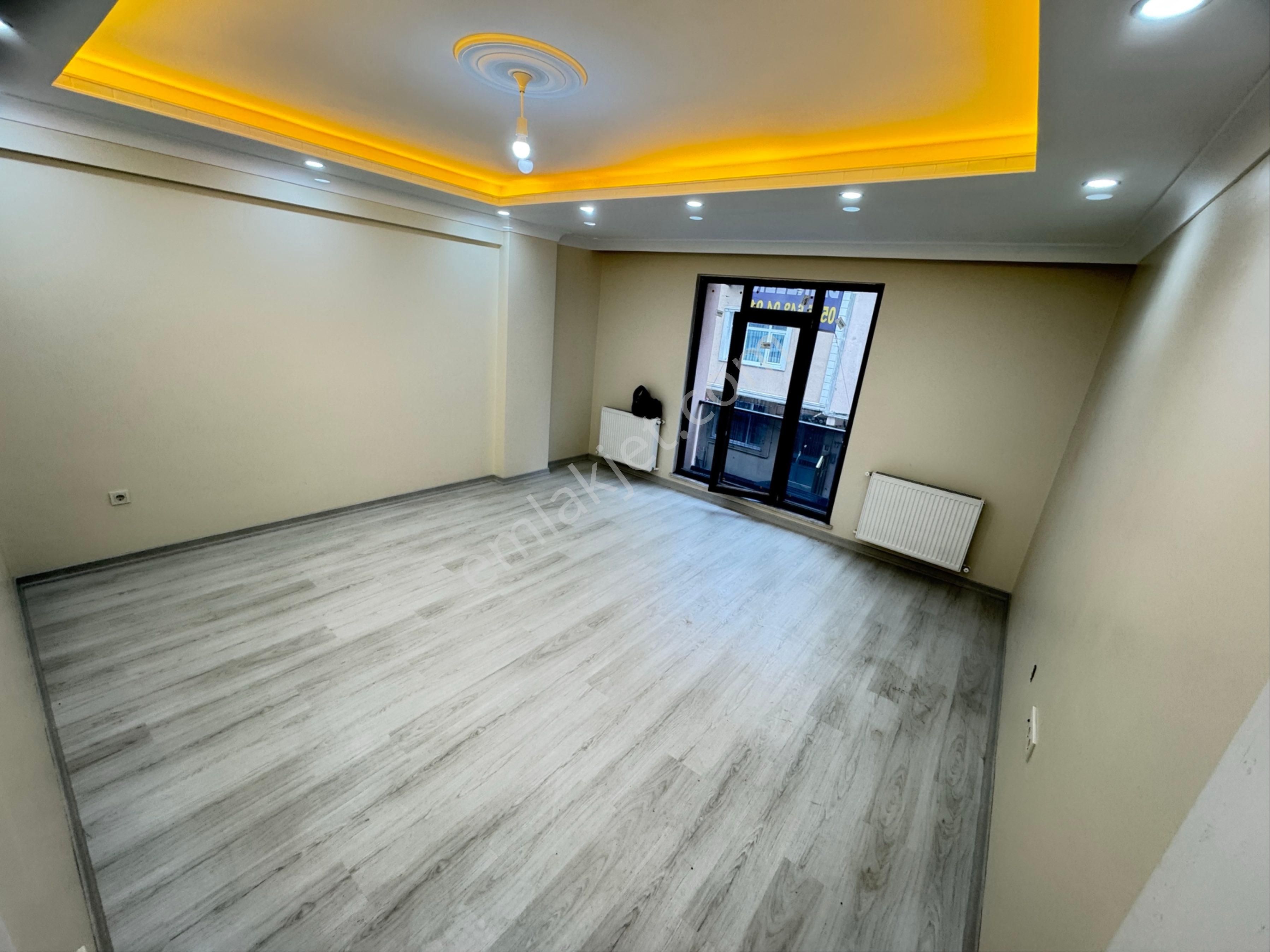 Zafer Yapı Gayrimenkulden Sıfır Ortkat Daireler 2+1 90m2 Asansörlü İstanbul Sultangazi Cebecimahde