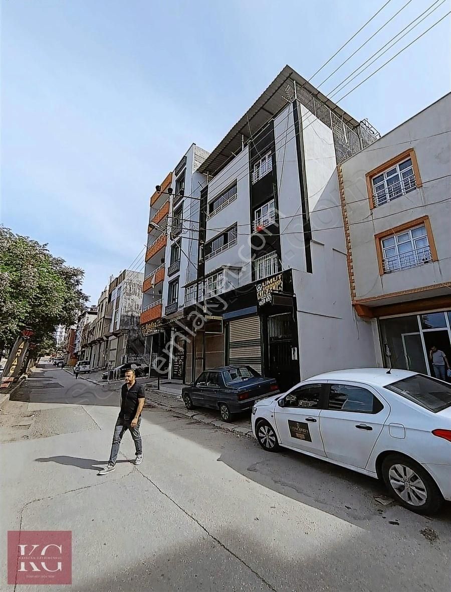 Merinos Siteleri Karşısı Satılık 3+1 Müstakil Daire