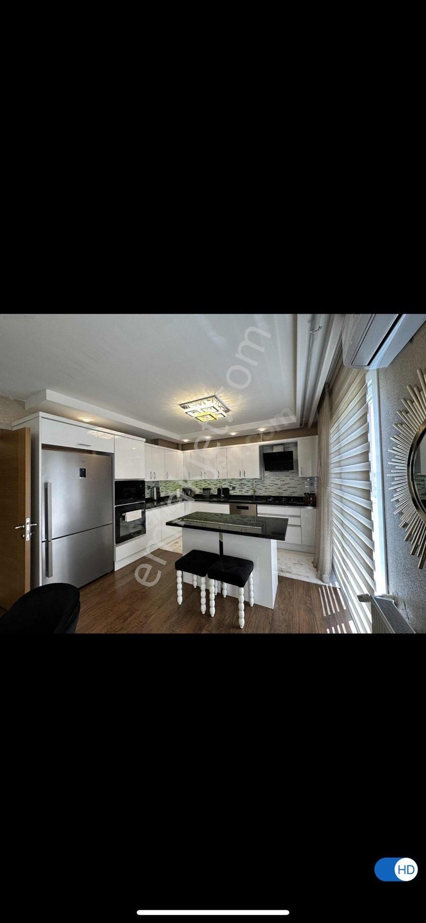 Yazlık Konseptli Geniş Oturumlu Yapılı Daire