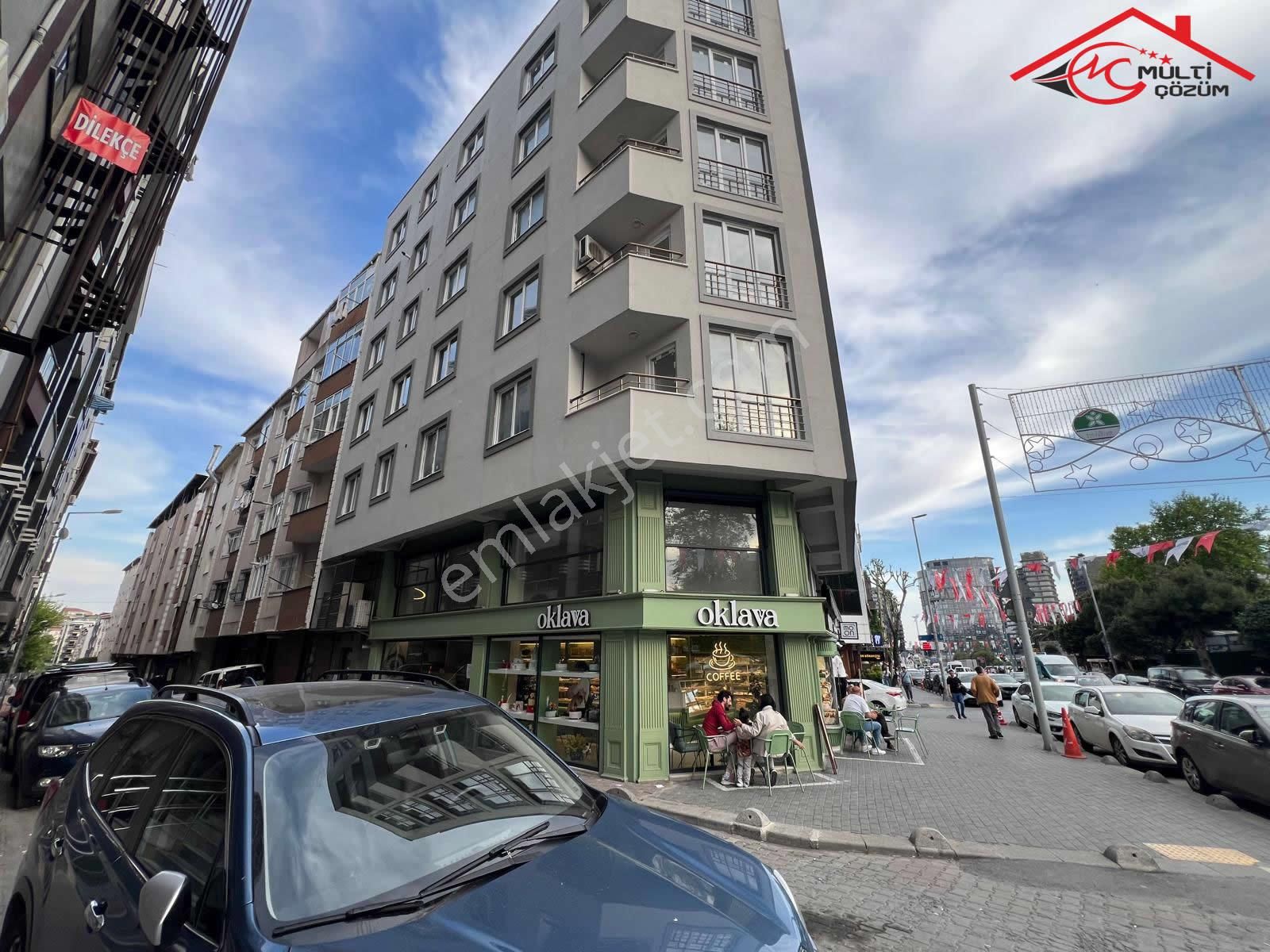 Yıldırım Beyazıt Caddesinde Satılık Daire Ofis Metrobüse 3 Dakika
