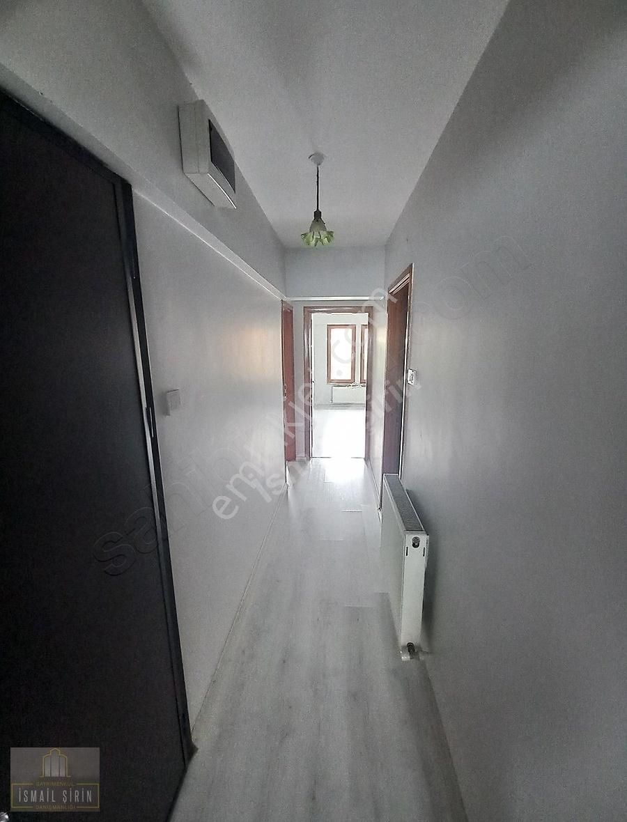 İsmail Şirinden Merkezde Deniz Manzaralı Yapılı 4+1 Dublex Daire - Görsel 29