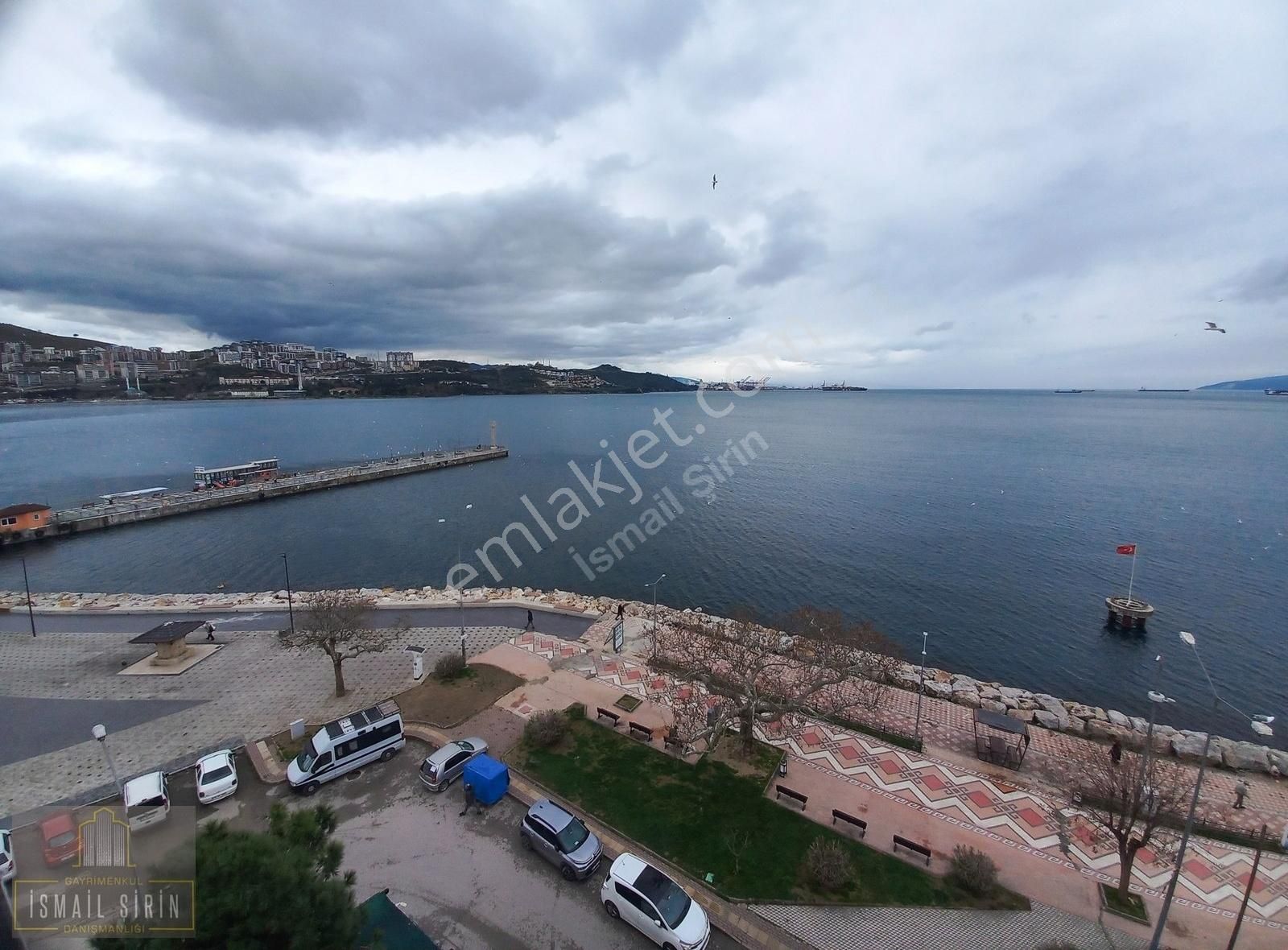 İsmail Şirinden Merkezde Deniz Manzaralı Yapılı 4+1 Dublex Daire - Görsel 33