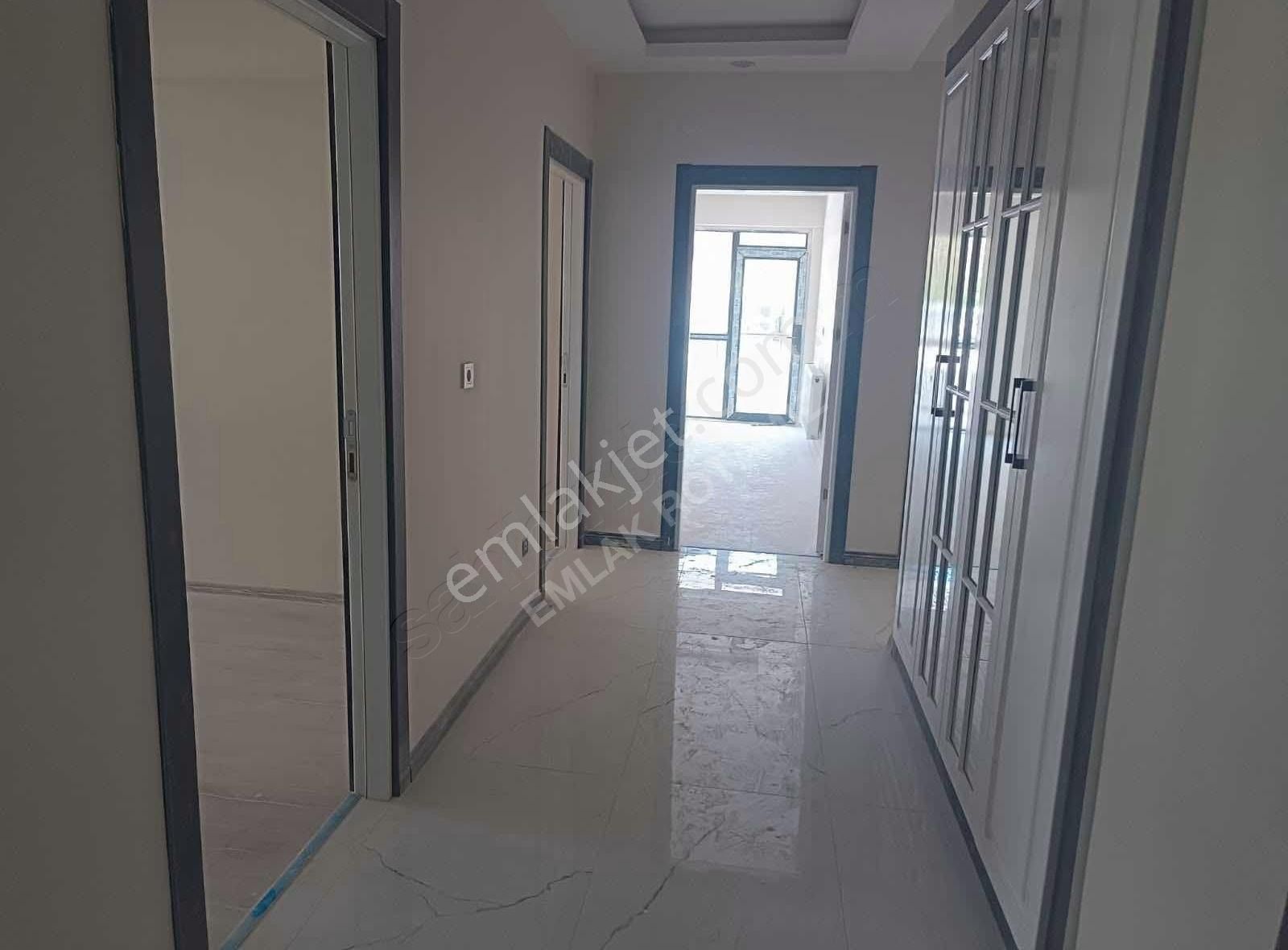 [my&be]emlak Rotamızdan Doğukent Akbulut Petrol Yanı 3+1 Daire