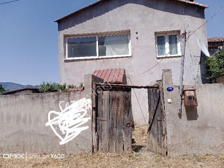 Akkaya Emlaktan Satılık 250 M² Bahçeli Müstakil Ev