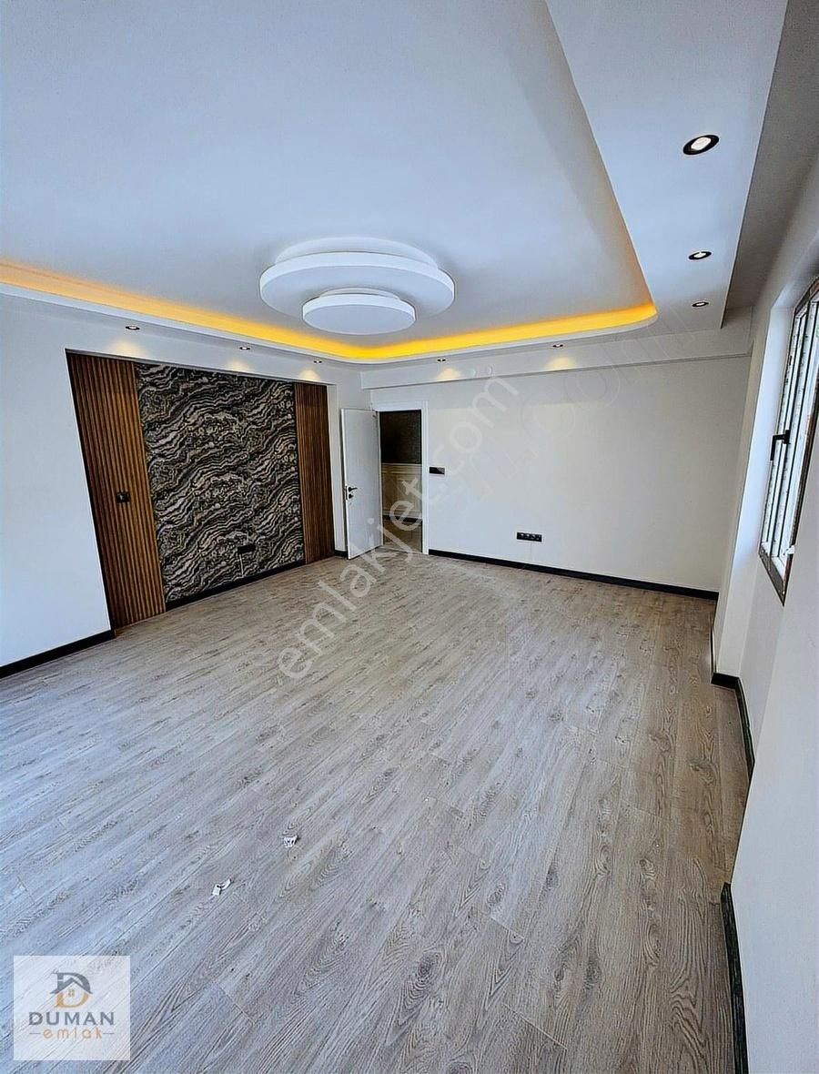 Duman Emlak'tan Merkezde Lüx Satılık 3+1 Daire Yerden Isıtmalı