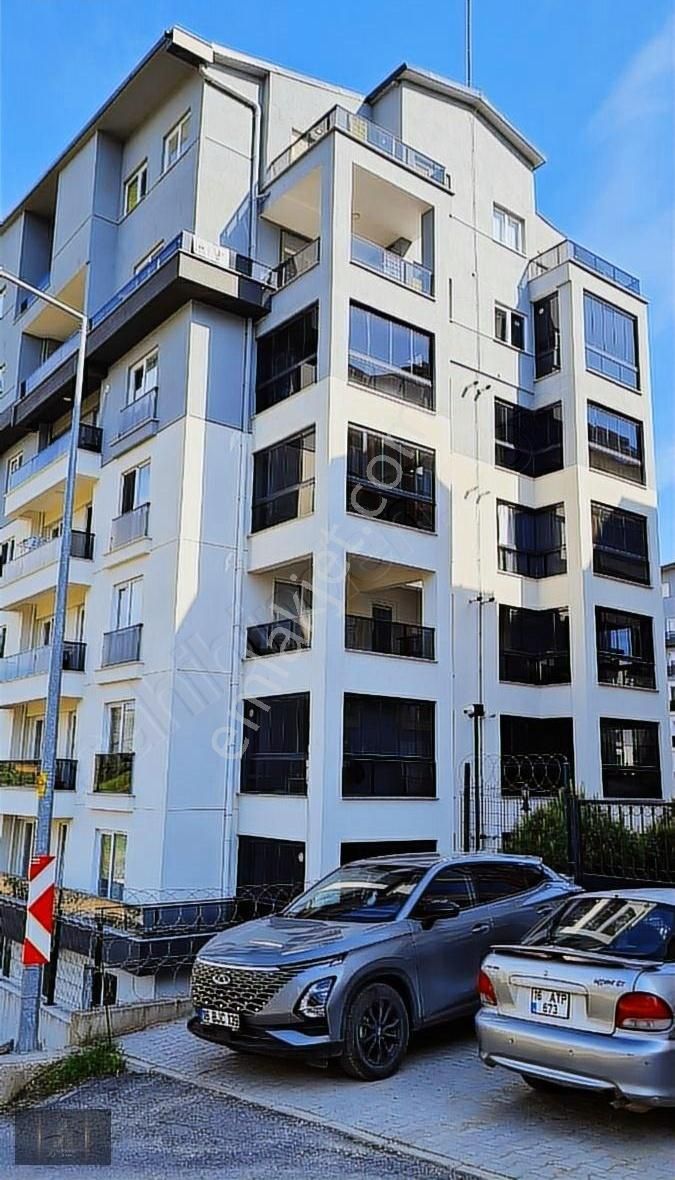 7d Gayrimenkulden Satılık Demirtaşta Site İçinde Sıfır Daire