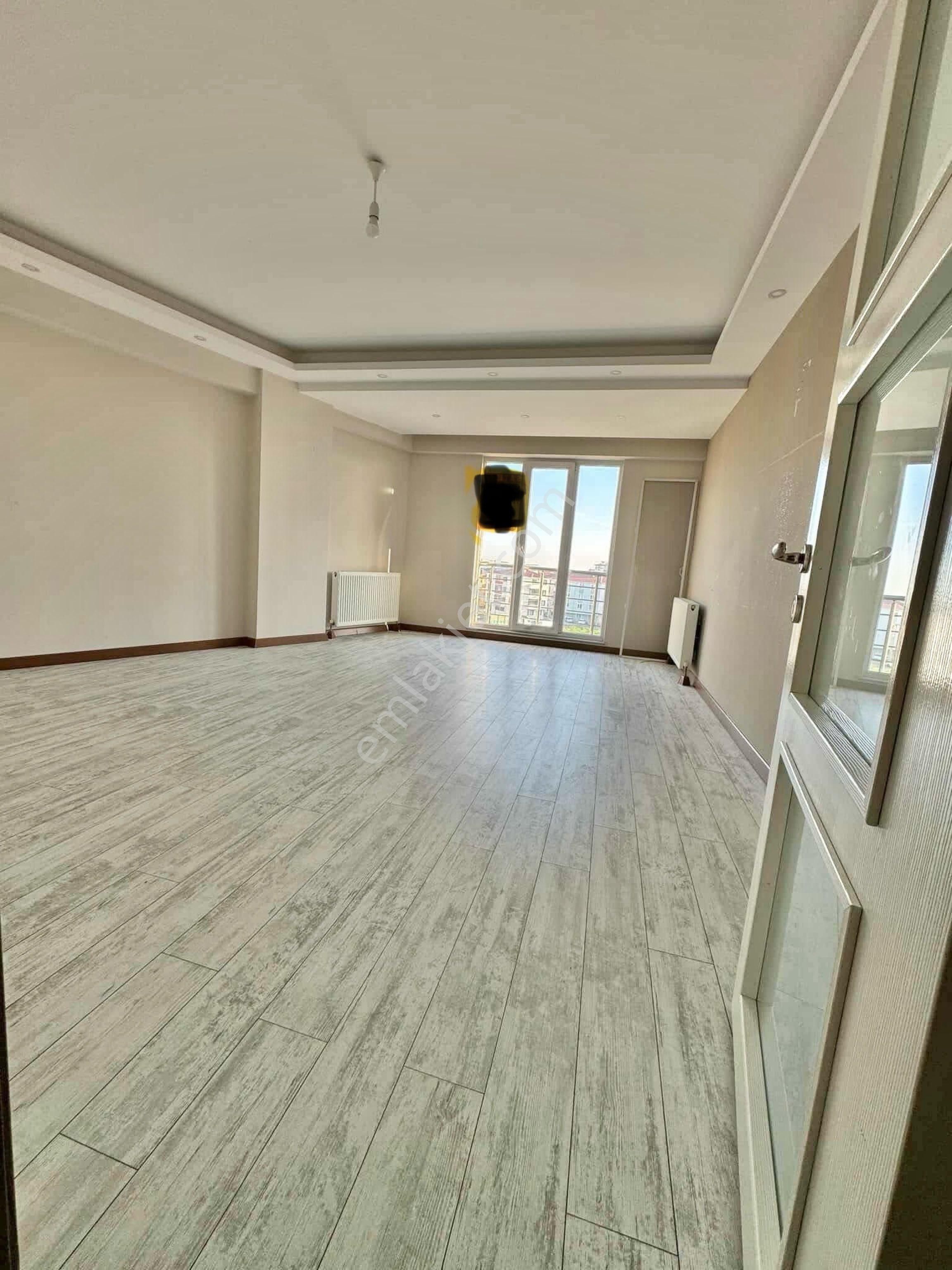 Hatip Mahallesinde Satılık Lüks 2+1 Daire