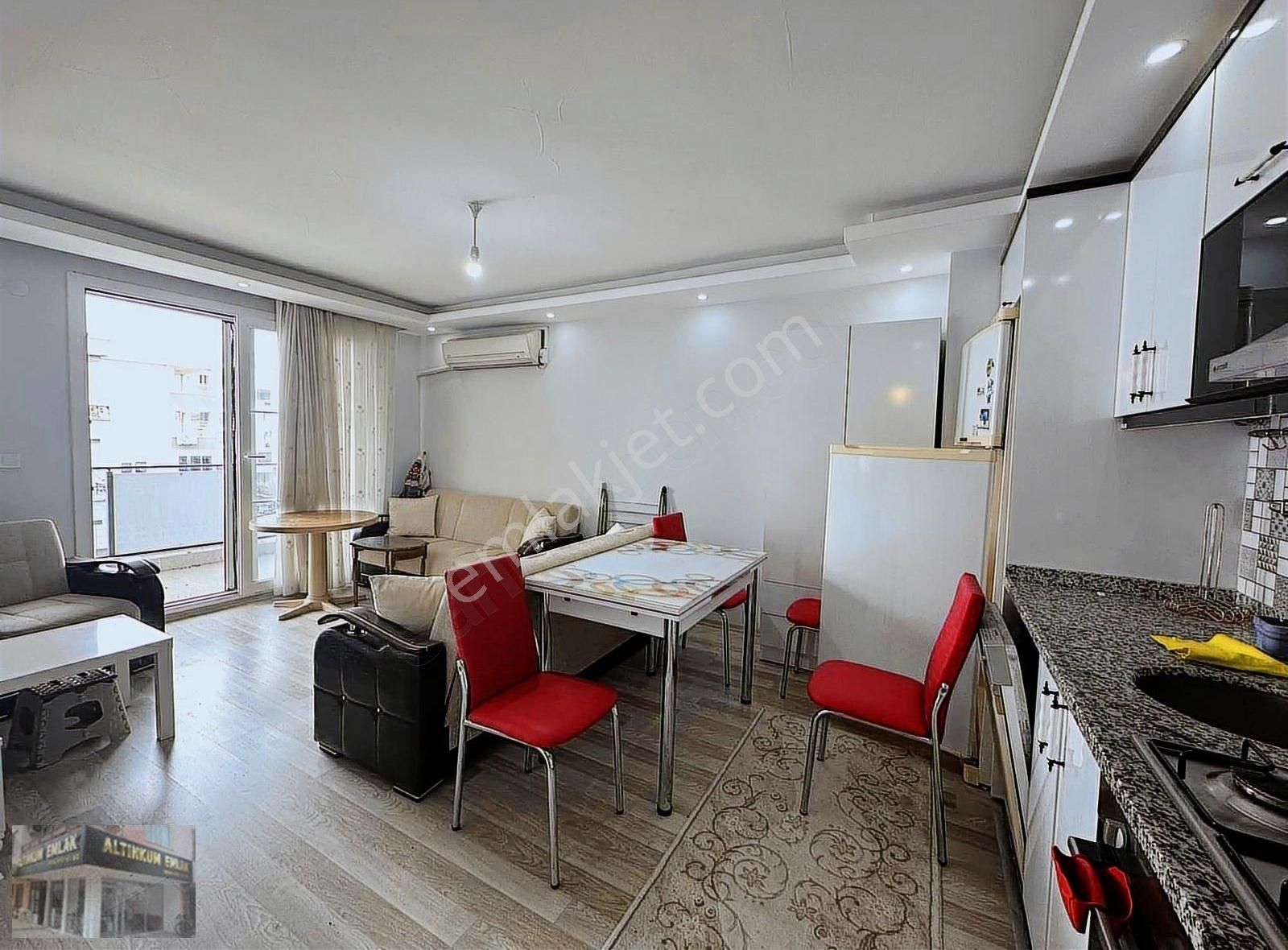 Ayvalık Sarımsaklı'da Önü Açık 80m2 2+1 Satılık Daire - Görsel 5
