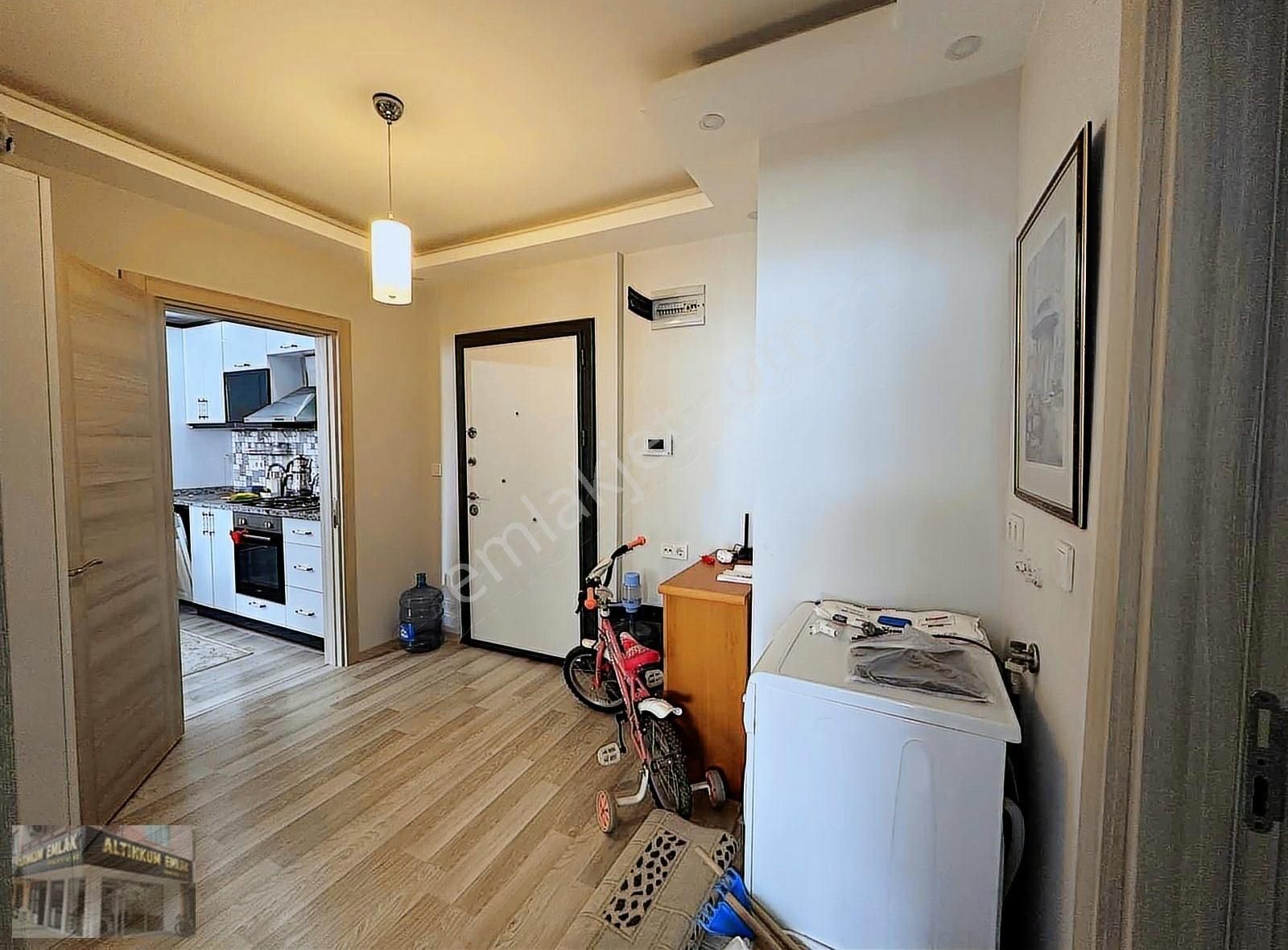 Ayvalık Sarımsaklı'da Önü Açık 80m2 2+1 Satılık Daire - Görsel 3