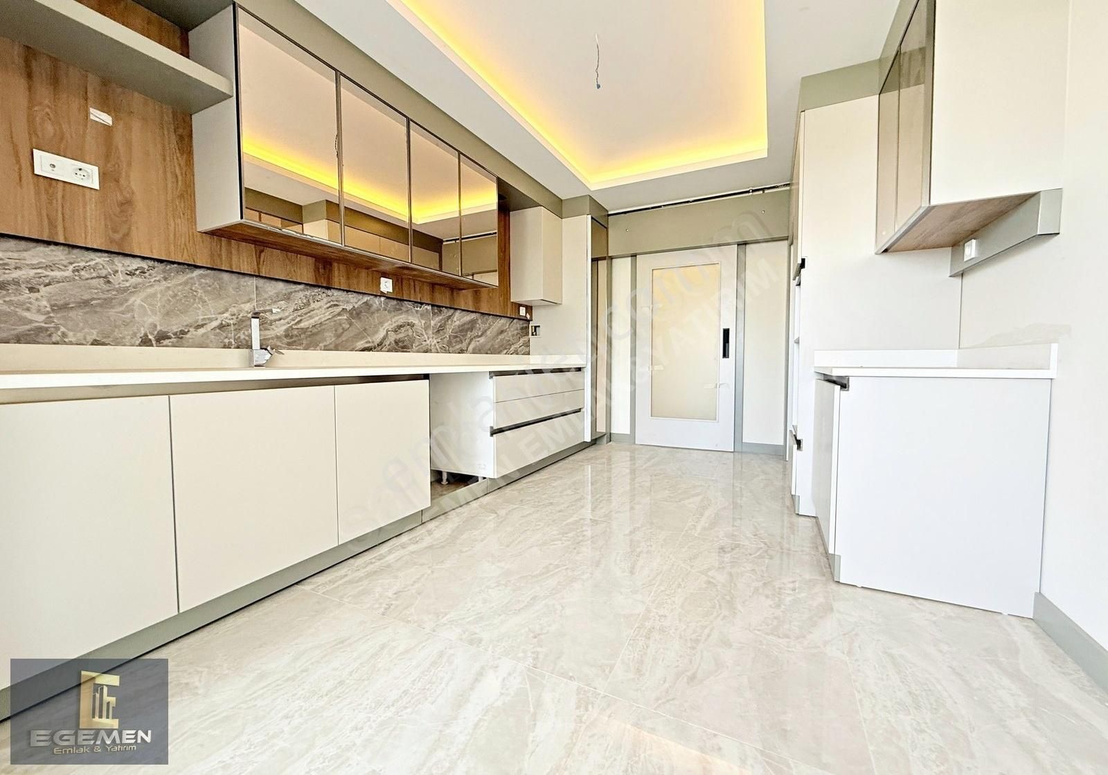 Kapalı Otopark_mükemmel Konumda_manzaralı_ultra Lüx Ara Kat 4+1