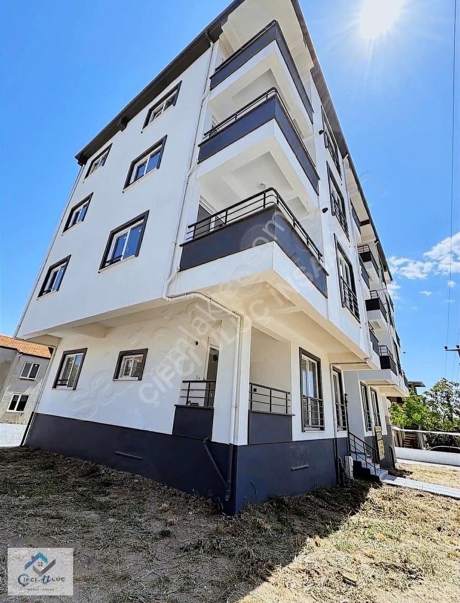 Ayvacık Merkez De Manzaralı Satılık Lüks 3+1 Daire