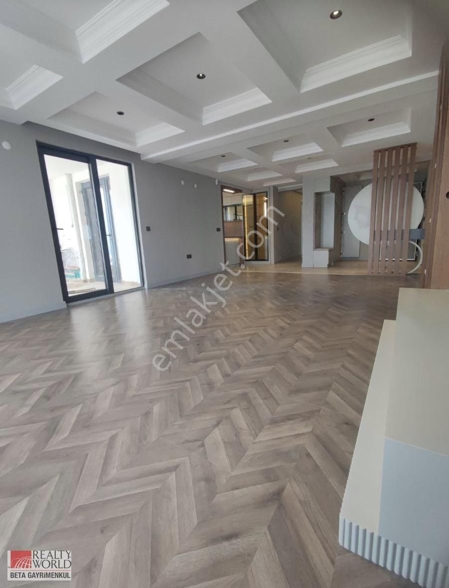 Rw Beta Doğumak Tower Alanlı'da Deniz Manz. Satılık 3+1 Daireler
