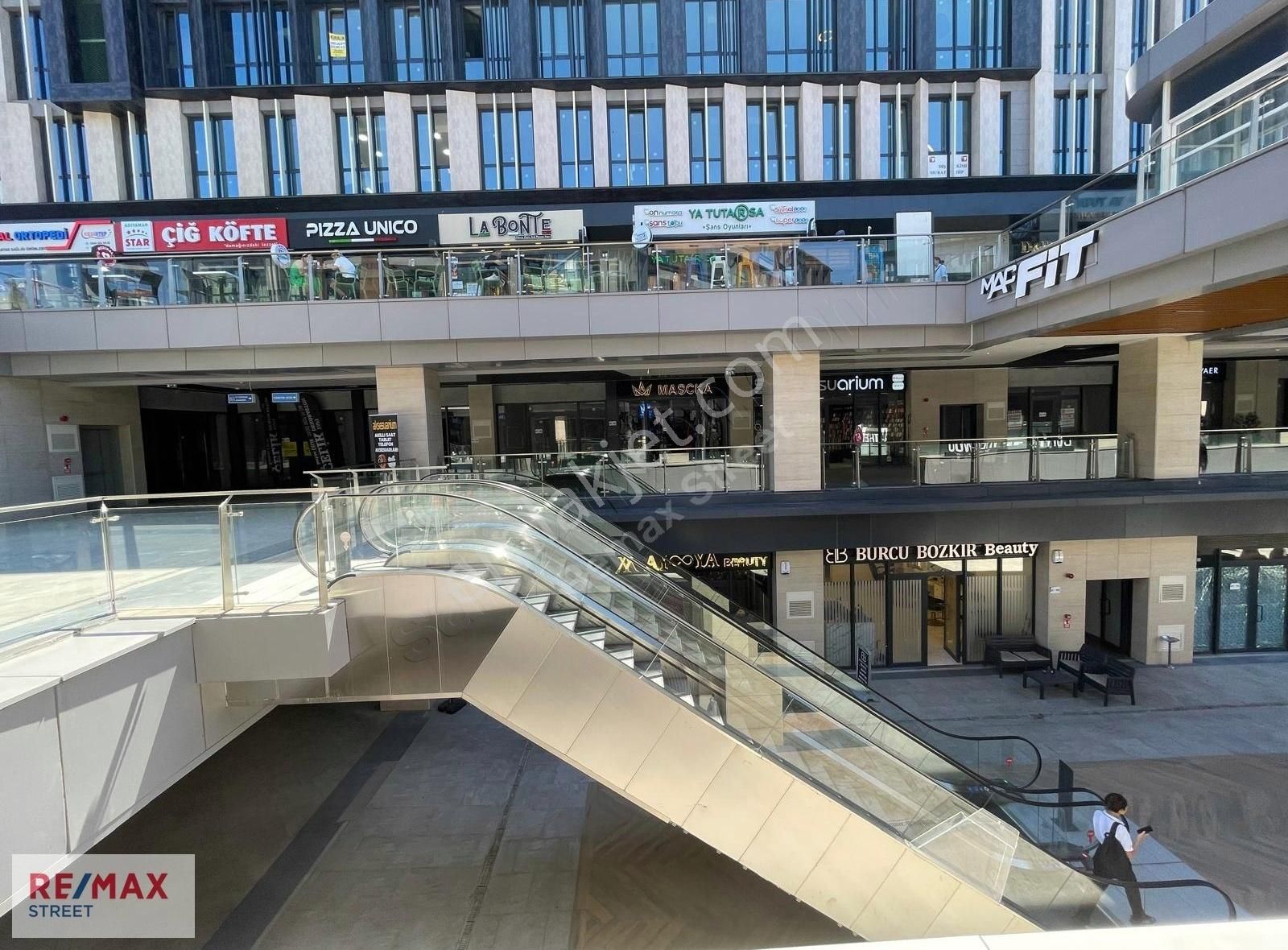 Torkam E5 Avm'de Metrobüse Sıfır Yatırım Fırsatı 95m2 Dükkan