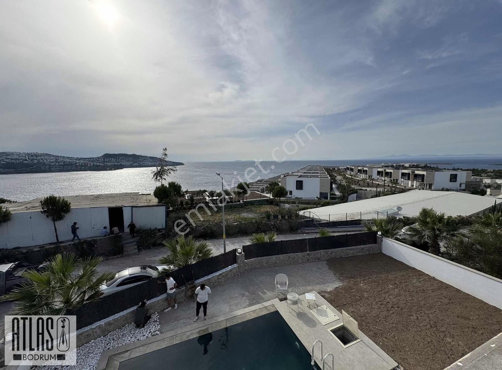 Türkbükü'nde Full Deniz Manzaralı Satılık Müstakil Villa